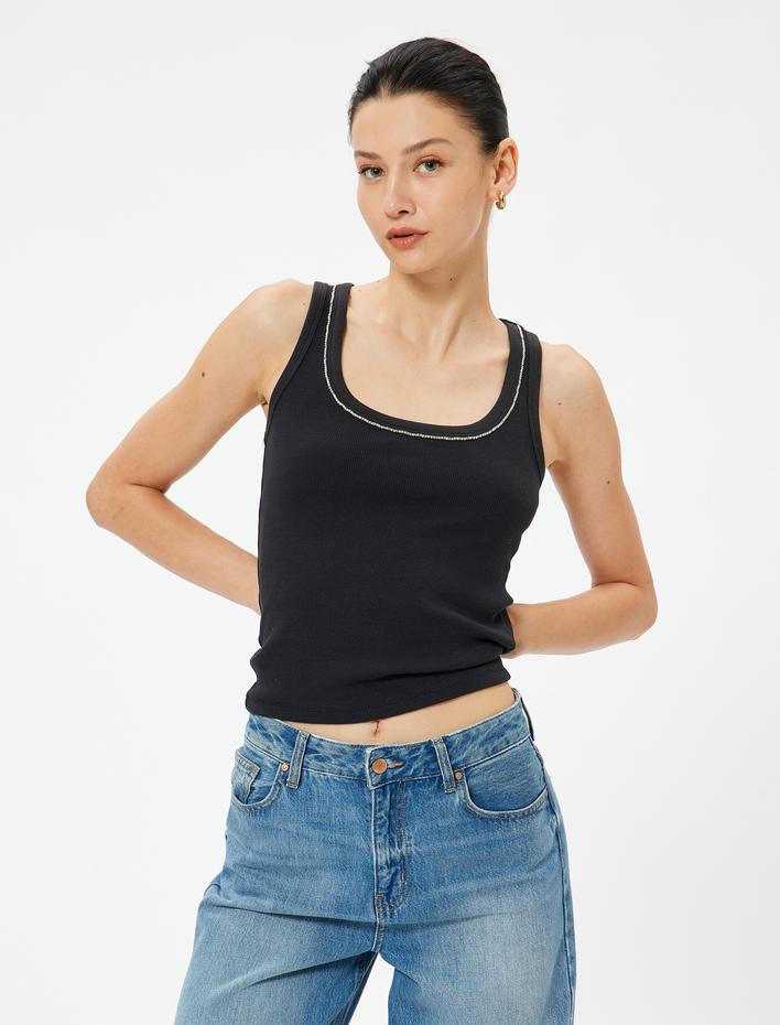  U Yaka Pamuklu Slim Fit Taşlı Fitilli Tişört