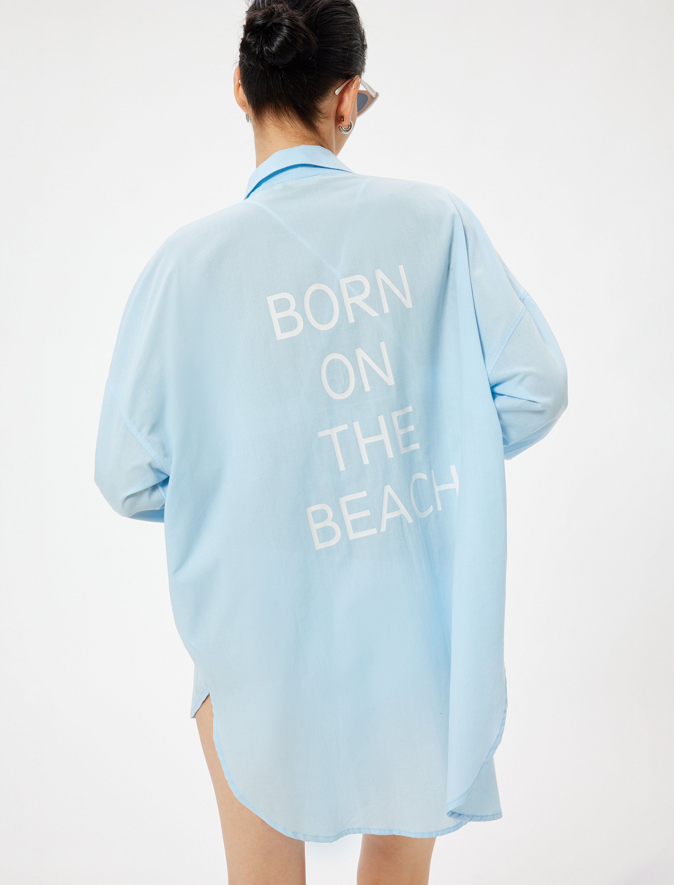   Gömlek Plaj Elbisesi Arkası Baskılı Midi Boy Uzun Kollu Bol Kalıp Pamuklu