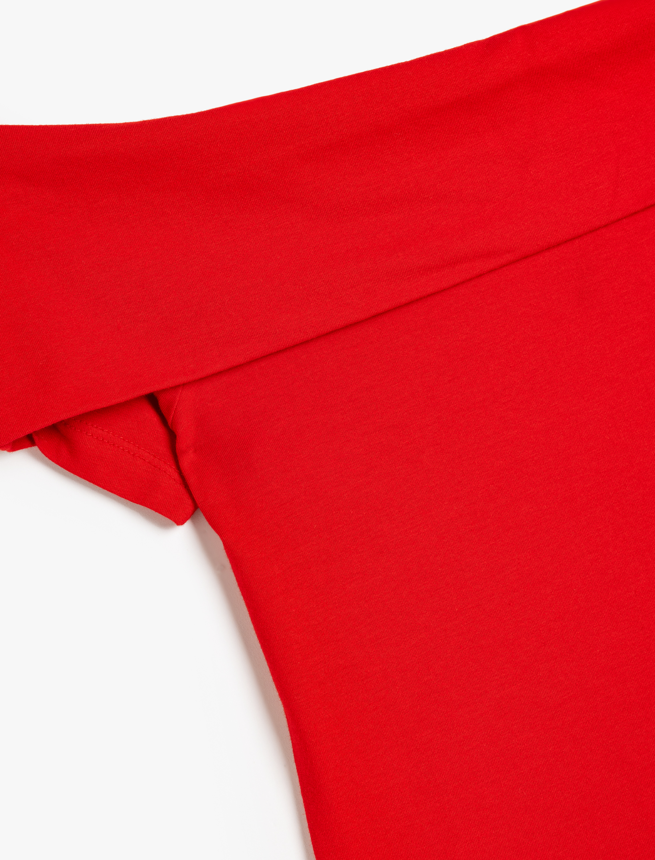 Crop Madonna Yaka Omzu Açık Body Pamuklu