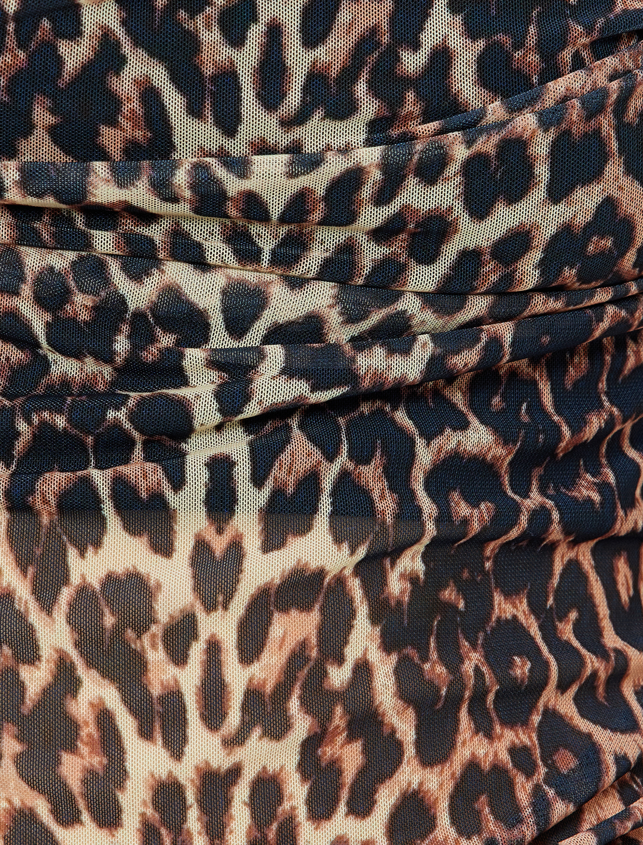   Leopar Desenli Madonna Yaka Bluz Omzu Açık Tül Drape Detaylı