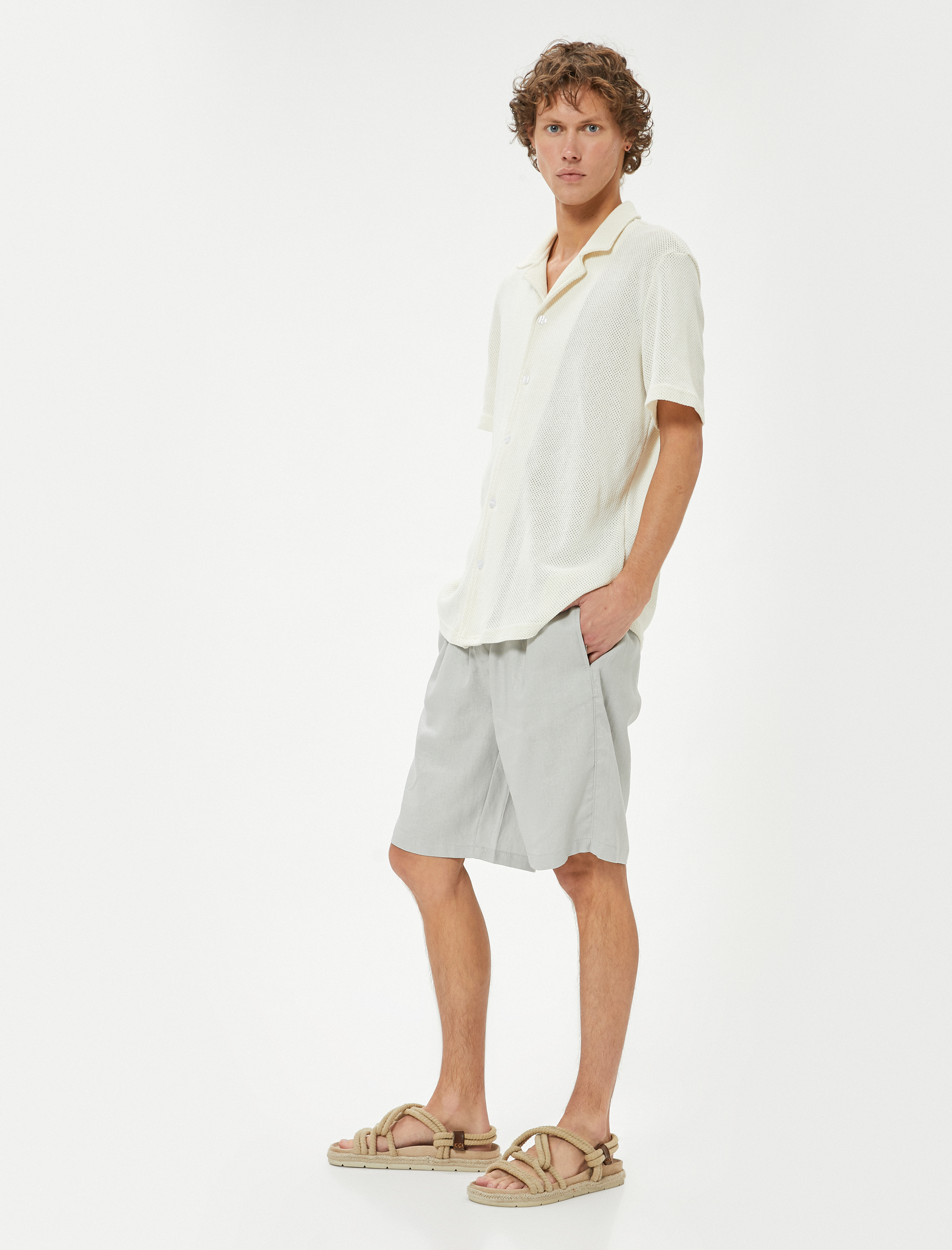 Koton Erkek Oversize Şort Keten Bermuda Beli Bağcıklı Cep Detaylı -1