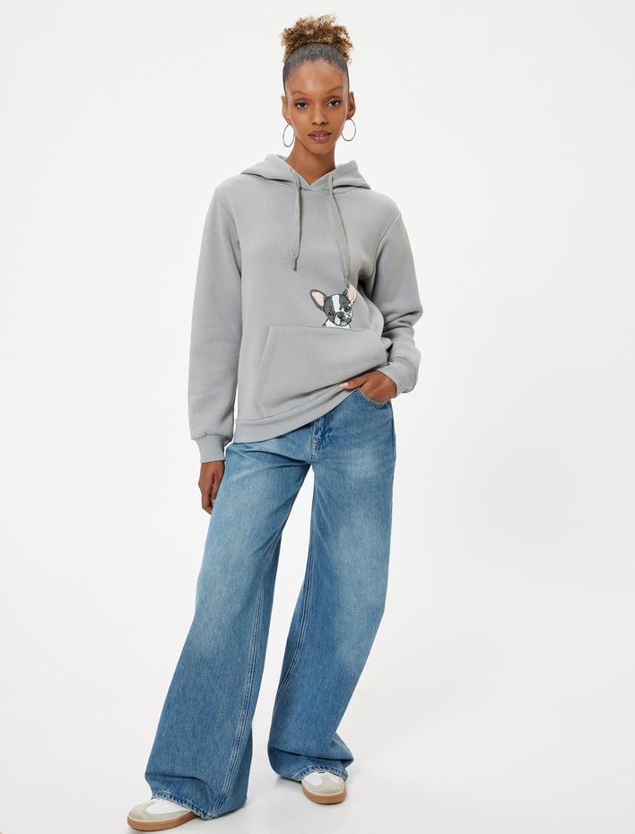  Oversize Kapüşonlu Sweatshirt Kanguru Cep Detaylı Köpek Baskılı Şardonlu