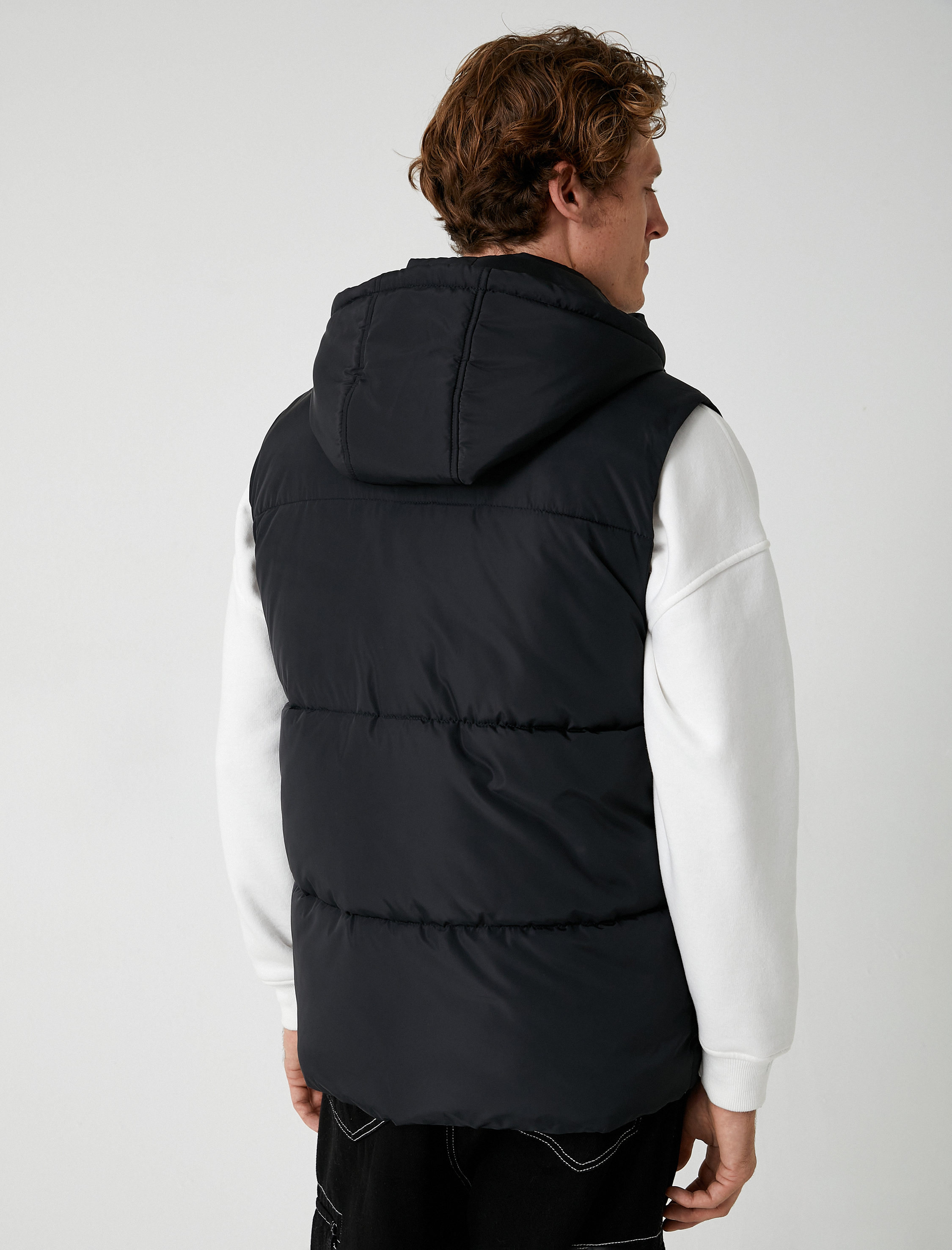   Şişme Yelek Kapşonlu Slim Fit Cep Detaylı Fermuarlı