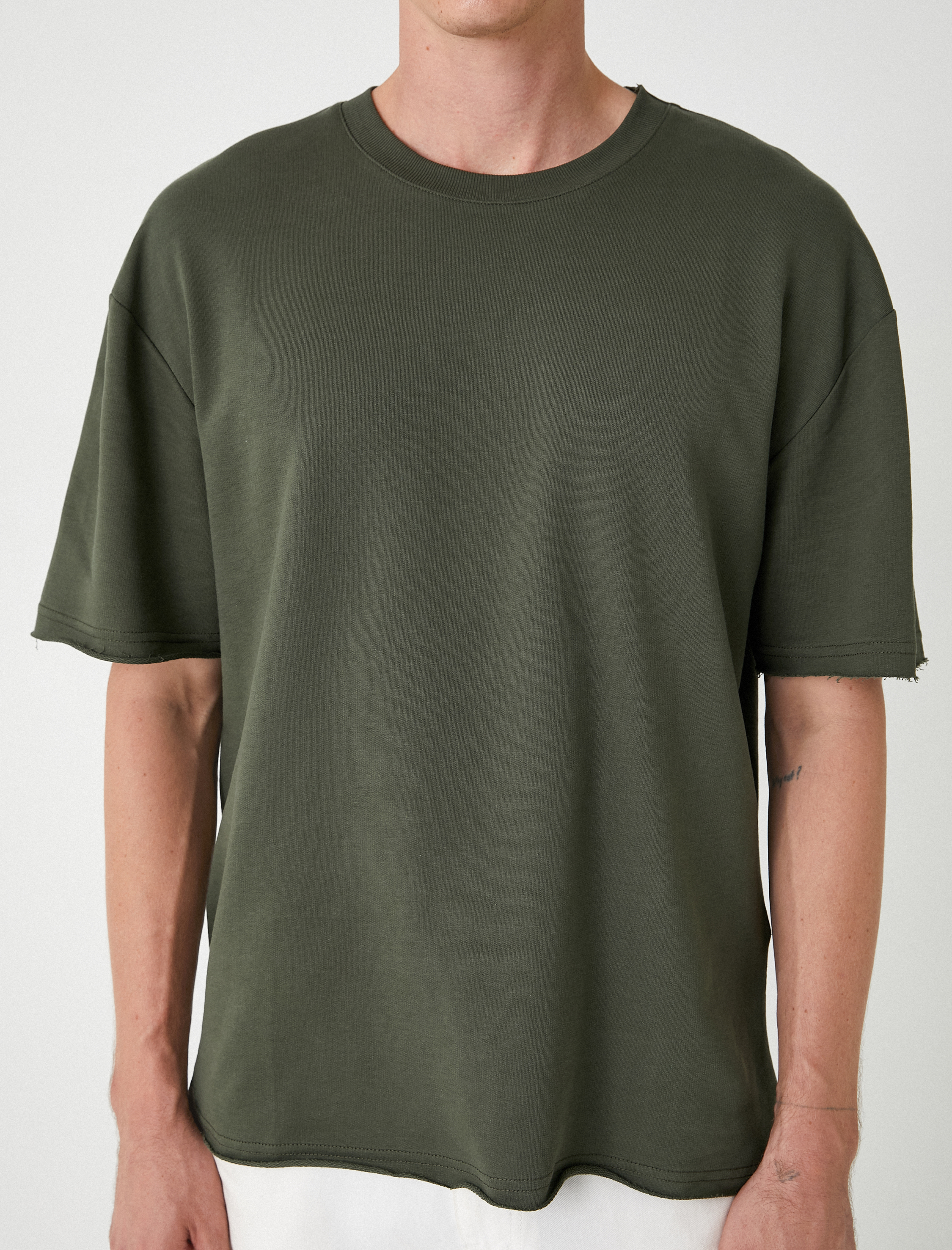   Kısa Kollu Bisiklet Yaka Pamuklu Oversize Tişört