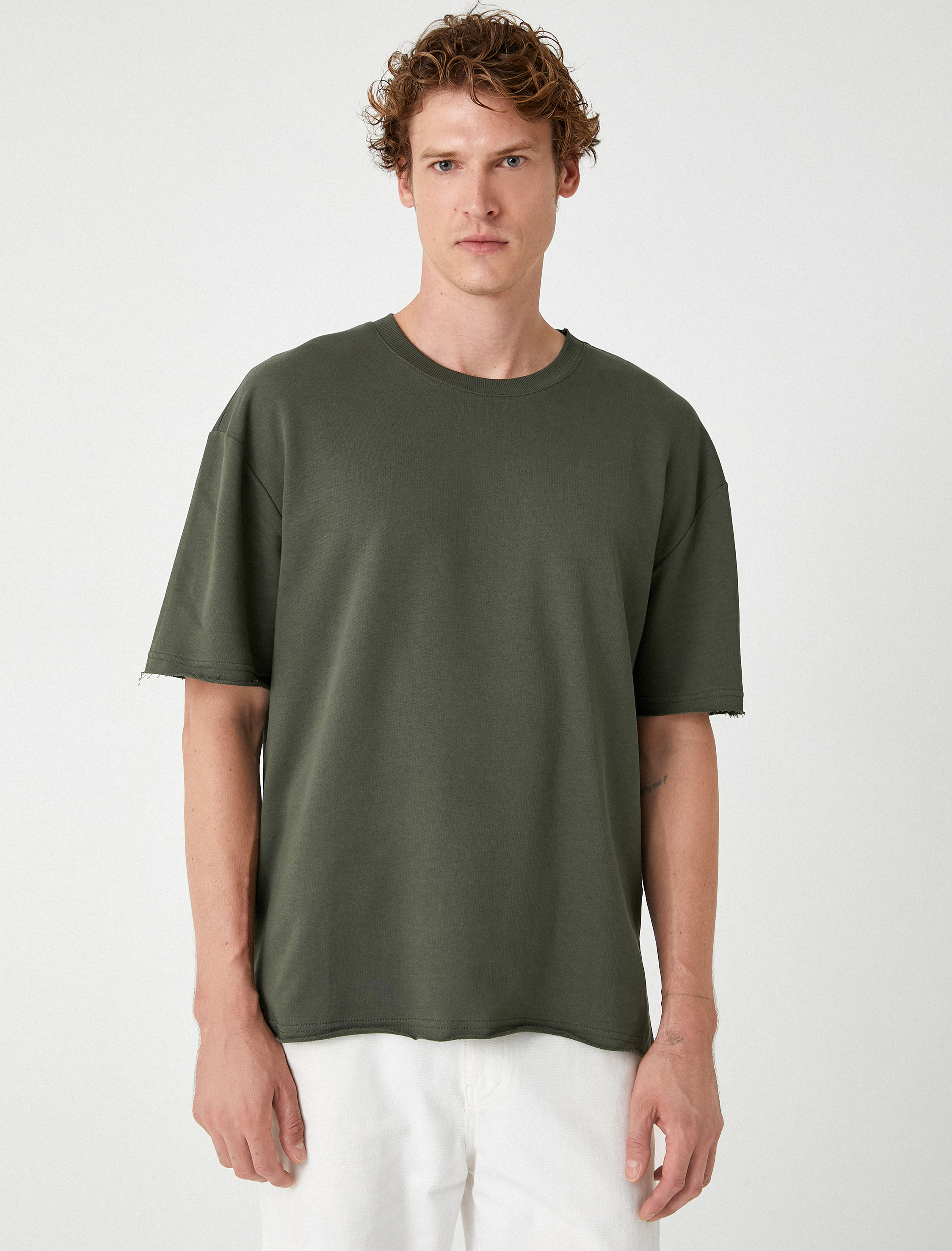   Kısa Kollu Bisiklet Yaka Pamuklu Oversize Tişört