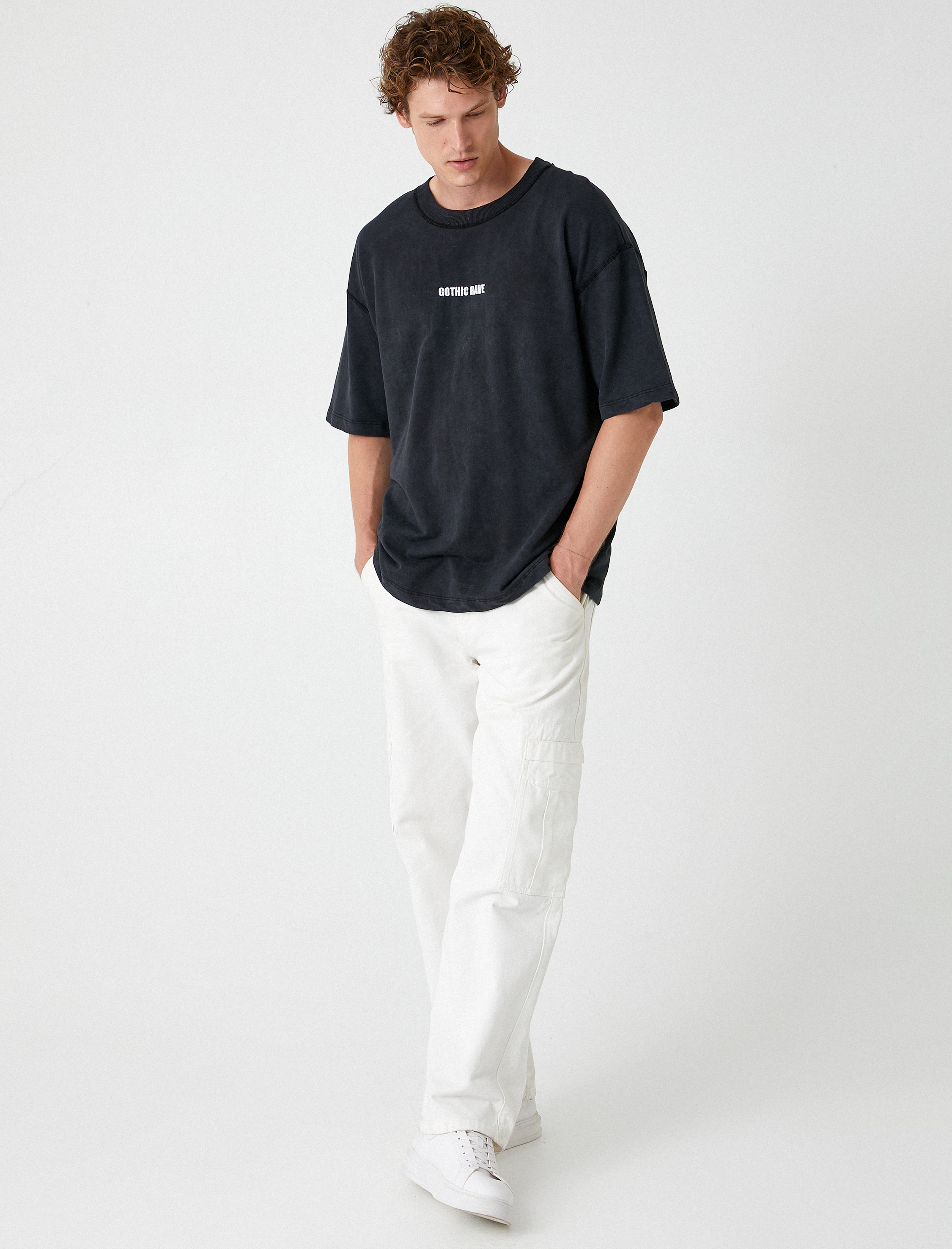   Slogan İşlemeli Pamuklu Kısa Kollu Bisiklet Yaka Oversize Tişört