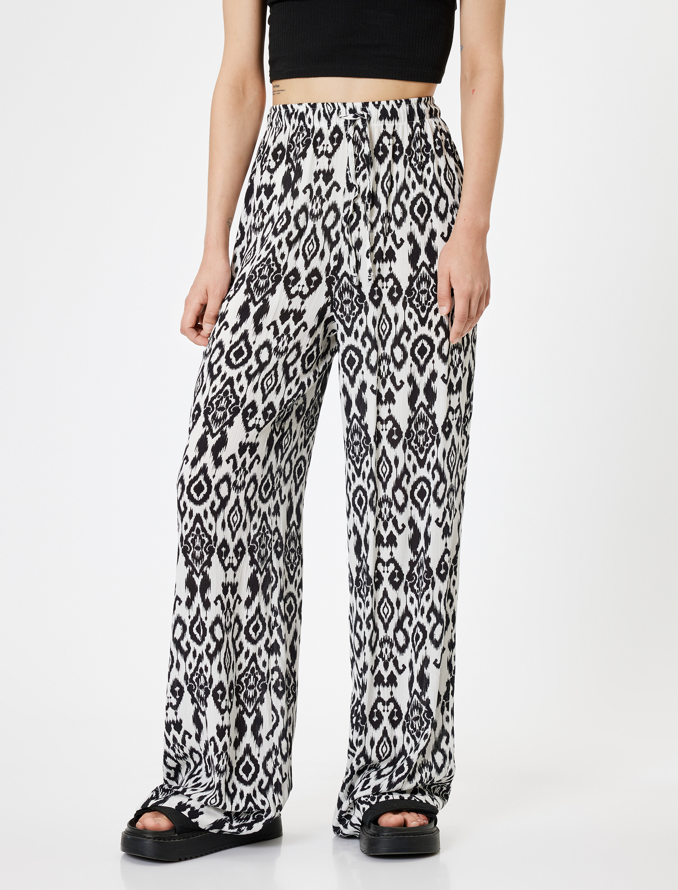   Yazlık Pantolon Beli Bağcıklı Düz Paça Etnik Desenli Standart Bel