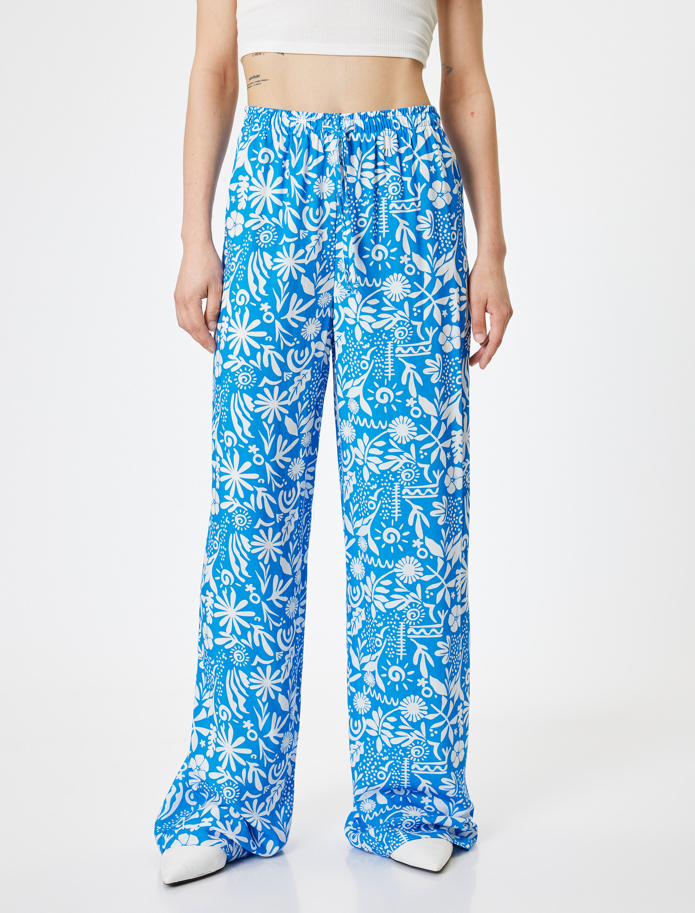   Viskon Pantolon Beli Bağcıklı Geniş Uzun Paça Etnik Baskılı