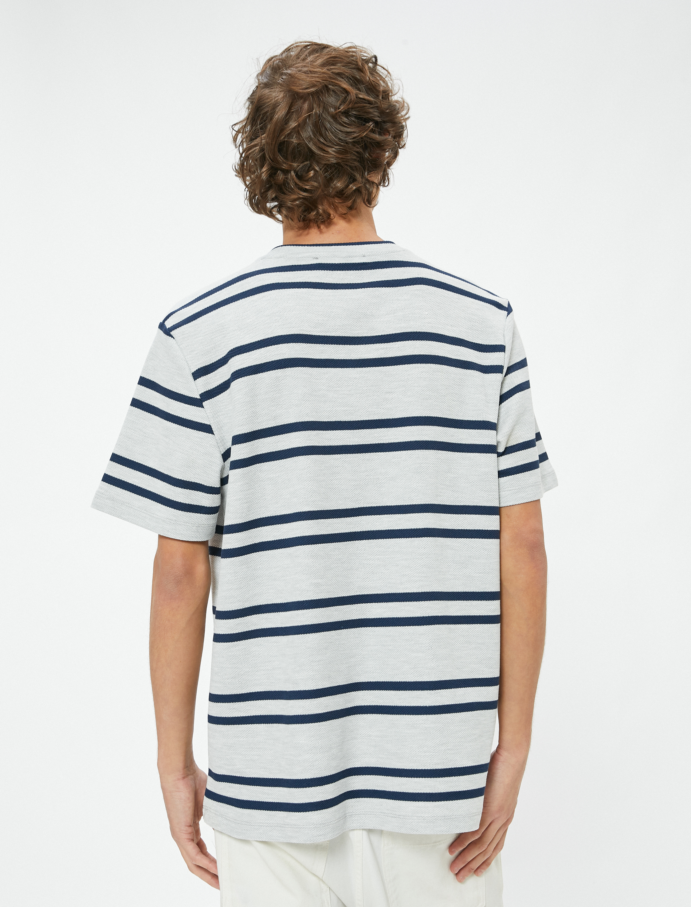   Kısa Kollu Tişört Bisiklet Yaka Dikiş Detaylı Pamuk Karışımlı