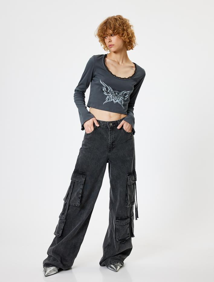  Crop Tişört Uzun Kollu Baskılı U Yaka Dantel Detaylı Slim Fit