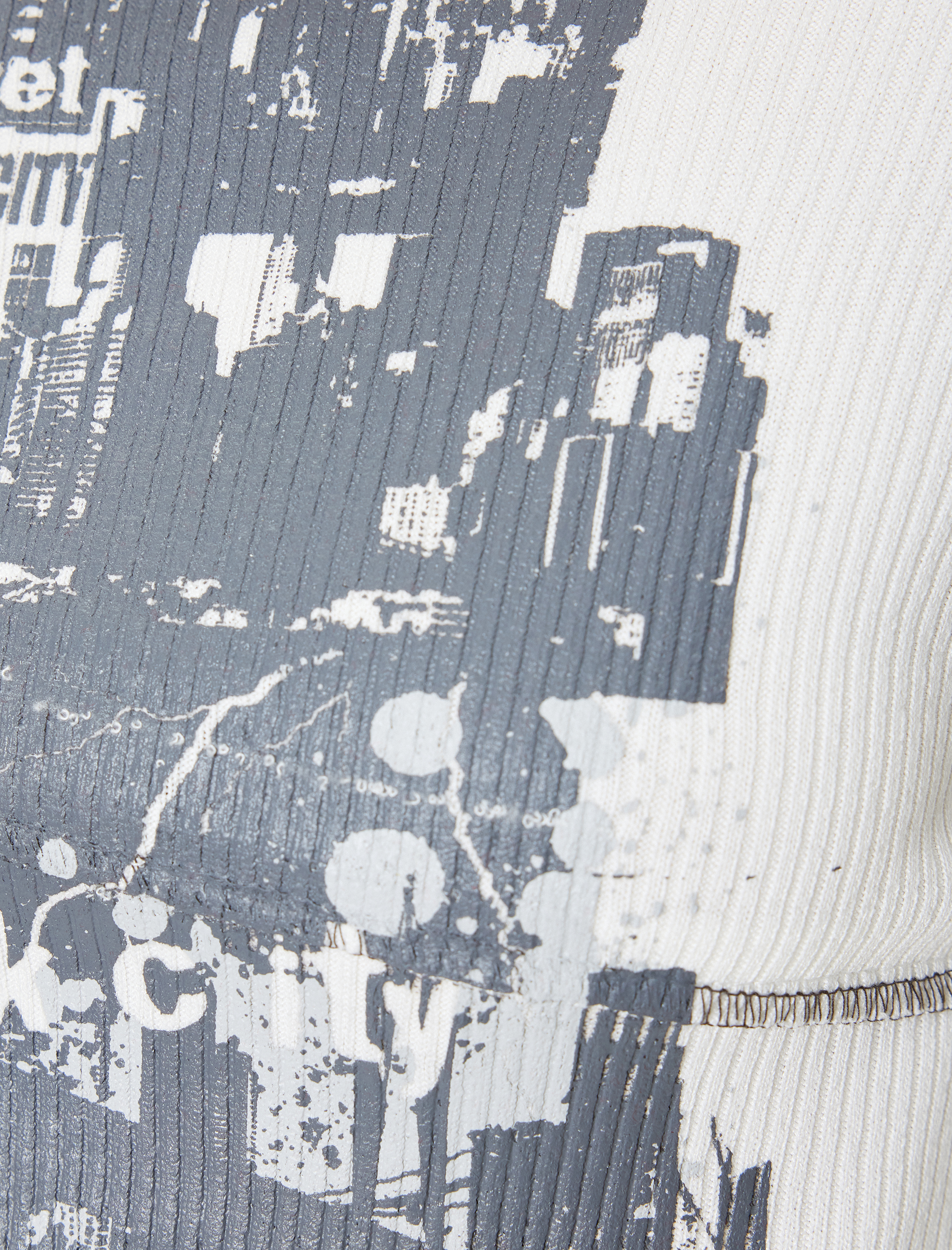   Uzun Kollu Tişört Kaşkorse Baskılı Kayık Yaka Slim Fit Asimetrik Kesim