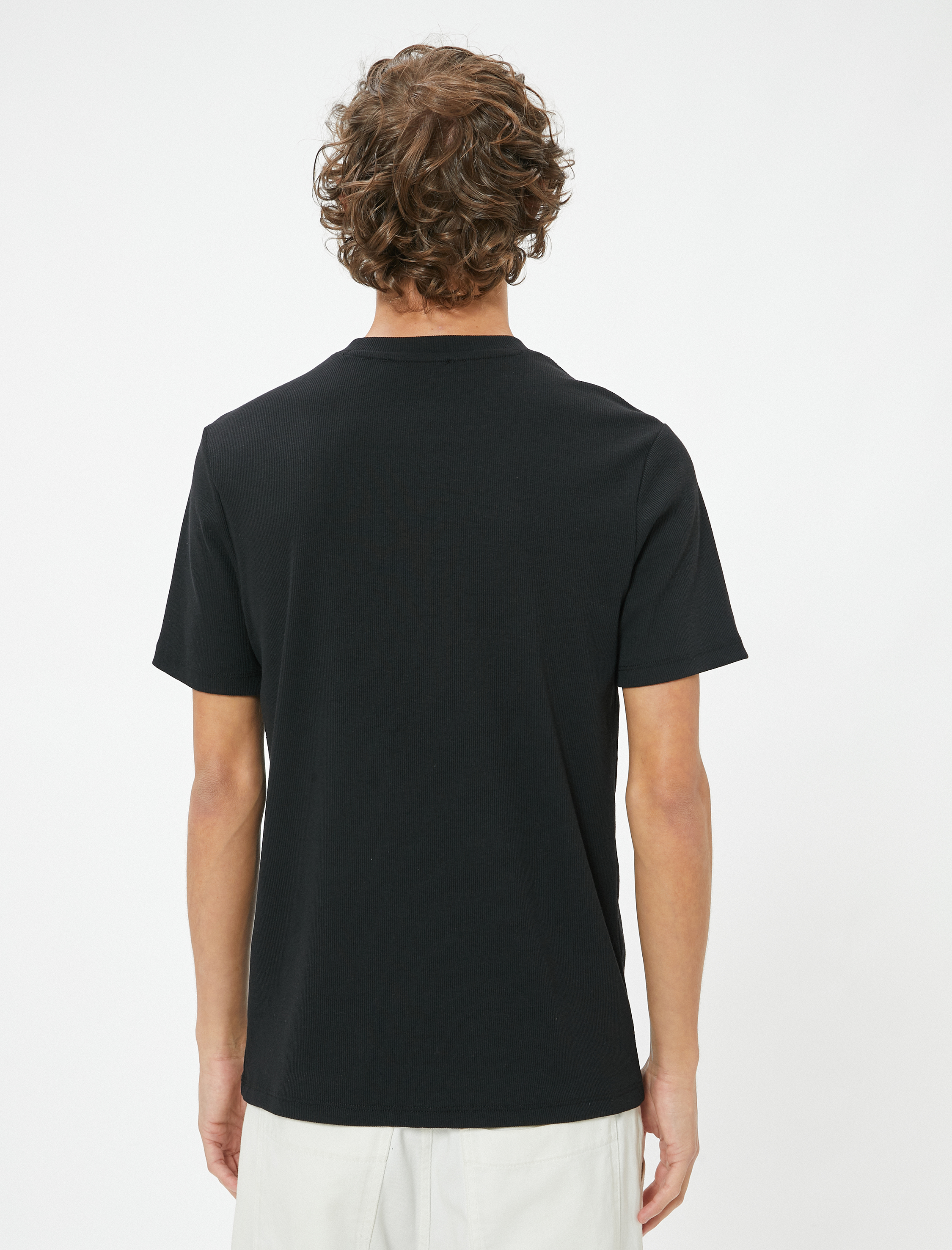   Basic Kısa Kollu Bisiklet Yaka Slim Fit Tişört