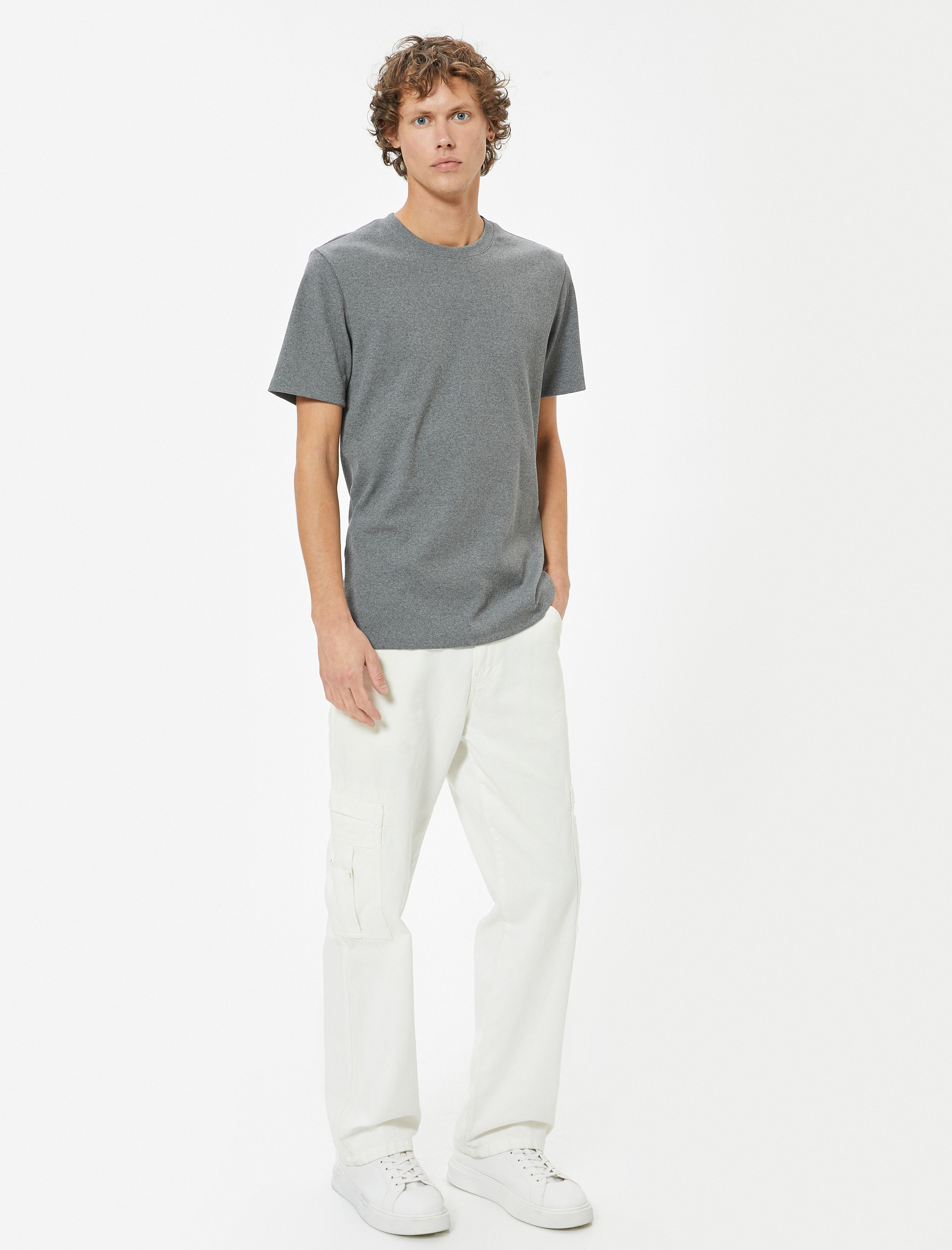   Basic Kısa Kollu Bisiklet Yaka Slim Fit Tişört