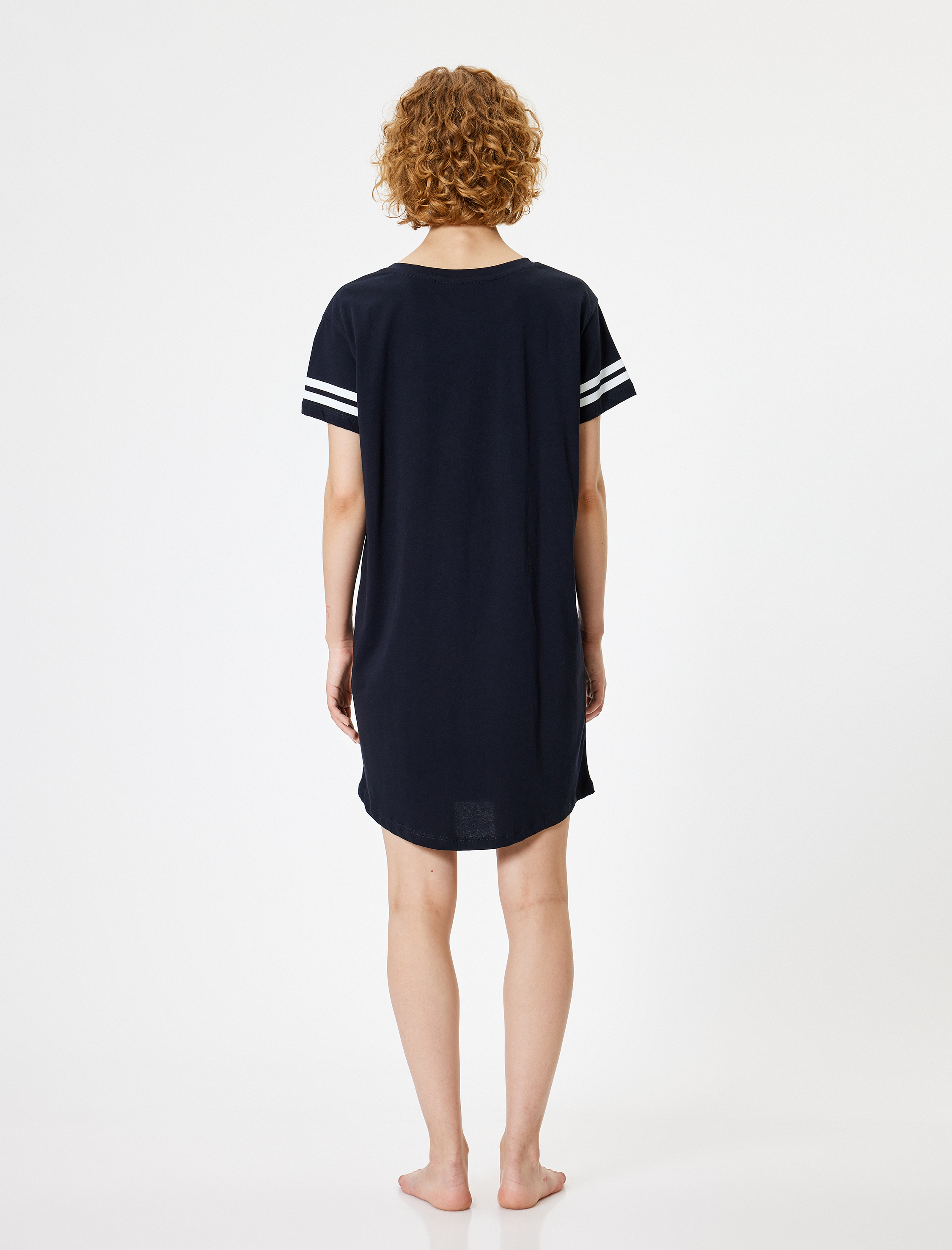   Kısa Kollu Gecelik Baskılı Bisiklet Yaka Midi Boy Rahat Kalıp Pamuklu