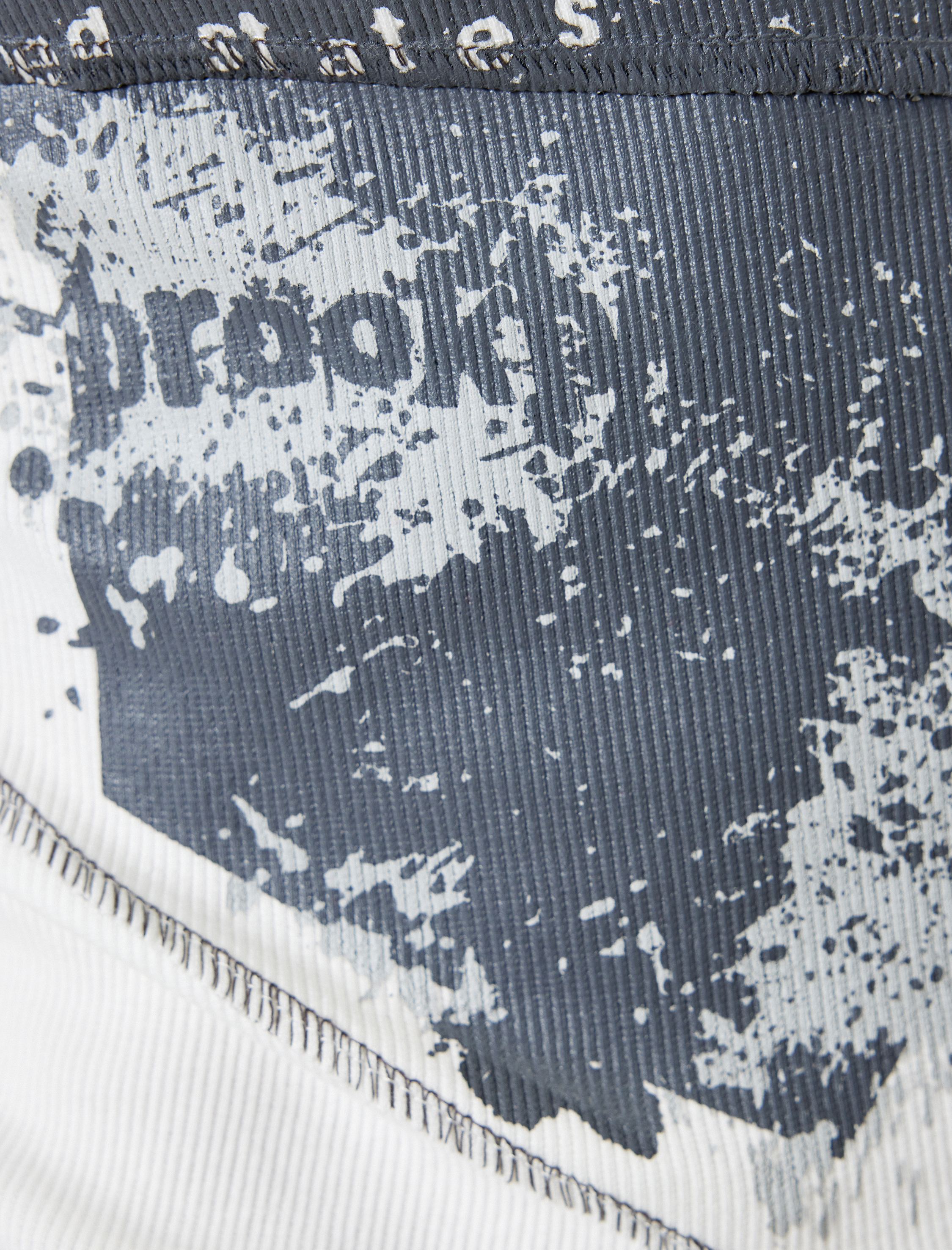   Baskılı Tişört Asimetrik Kesim Kaşkorse Bisiklet Yaka Kısa Kollu Slim Fit