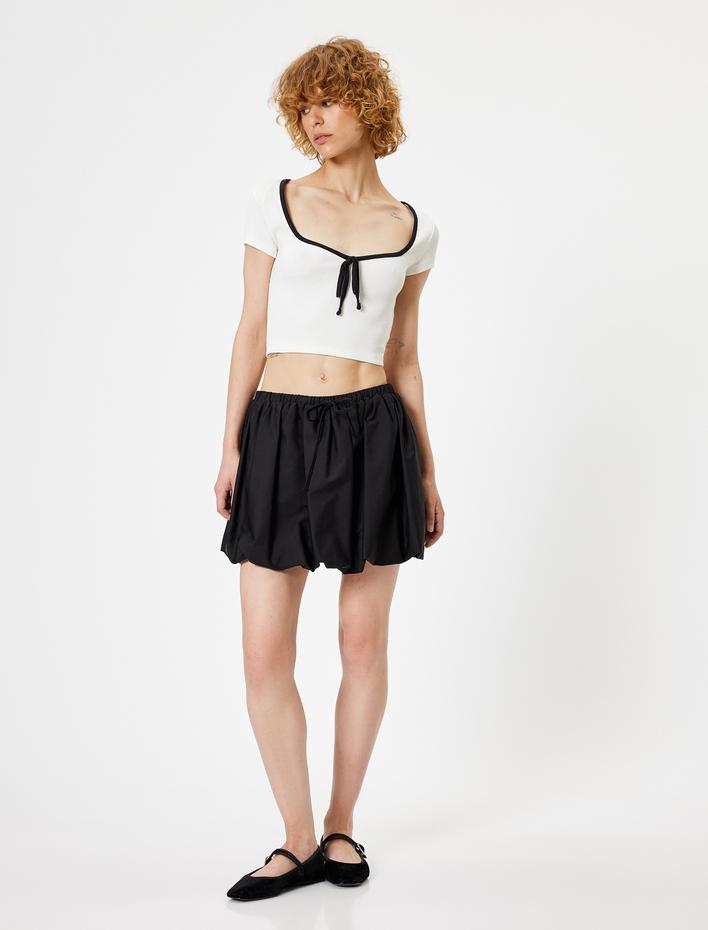  Crop Tişört Bağlama Detaylı Kısa Kollu Slim Fit