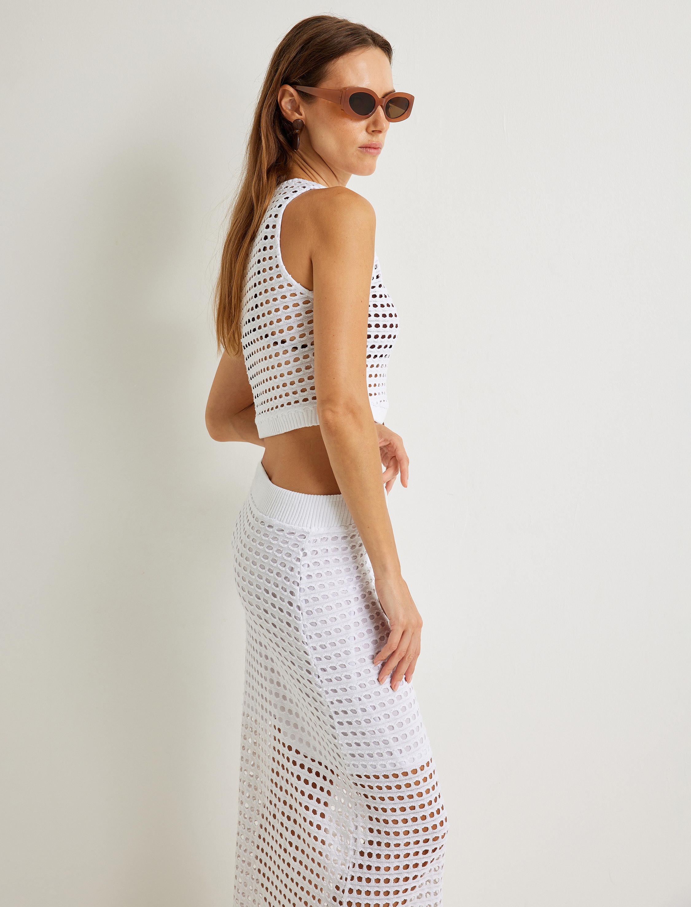   Koton X Şahika Ercümen - Crop Kroşe Üst Ajurlu Kolsuz Yuvarlak Yaka