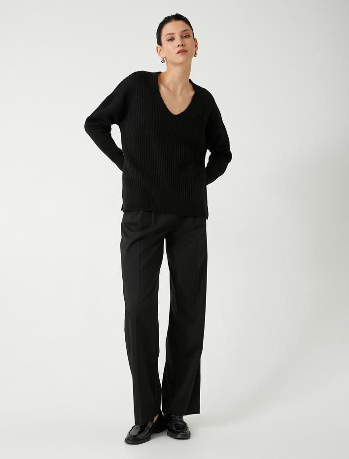  Yumuşak Dokulu Uzun Kollu Basic V Yaka Oversize Triko Kazak