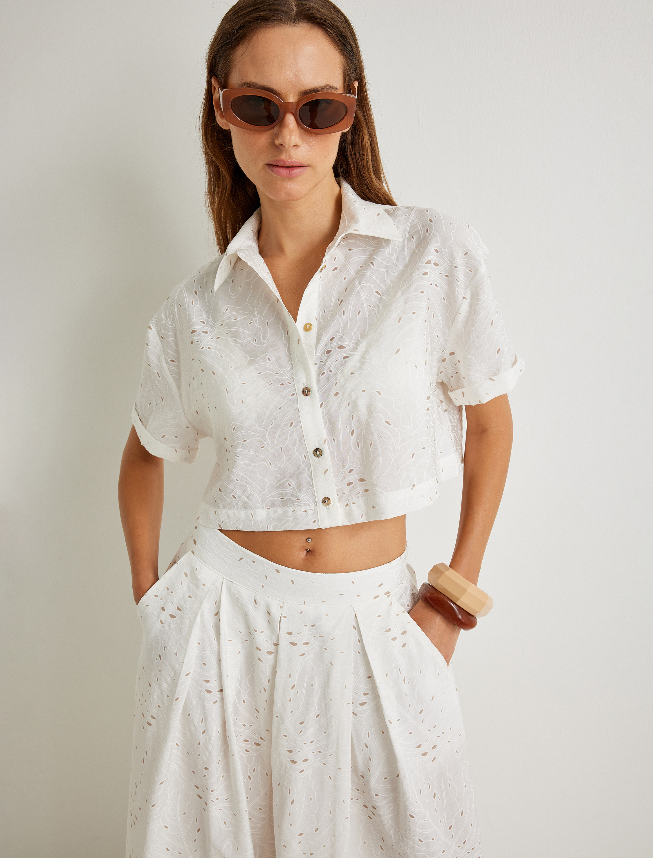   Koton X Şahika Ercümen - Fisto Crop Oversize Gömlek Kısa Kollu Viskon