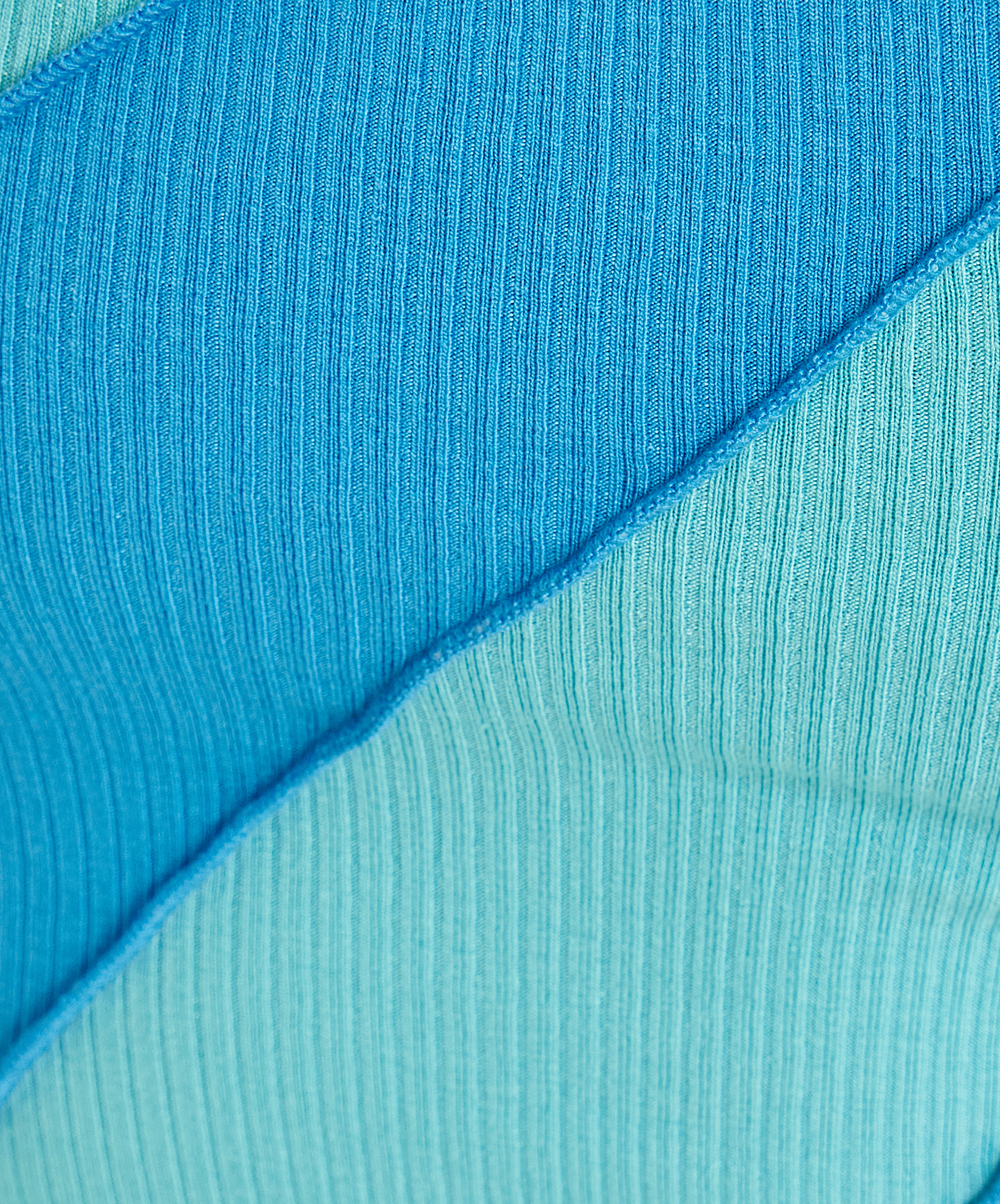 Koton X Şahika Ercümen - Crop Tek Omuz Üst Renk Kontrastlı Fitilli Viskon