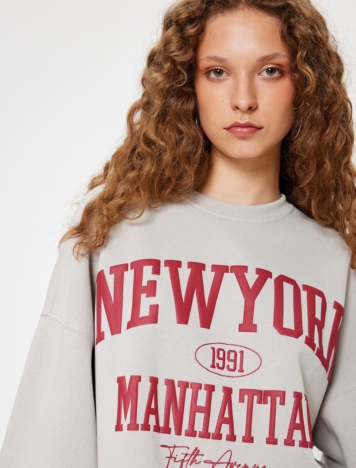  Oversize Sweatshirt Bisiklet Yaka Kolej Baskılı Uzun Kollu Şardonlu