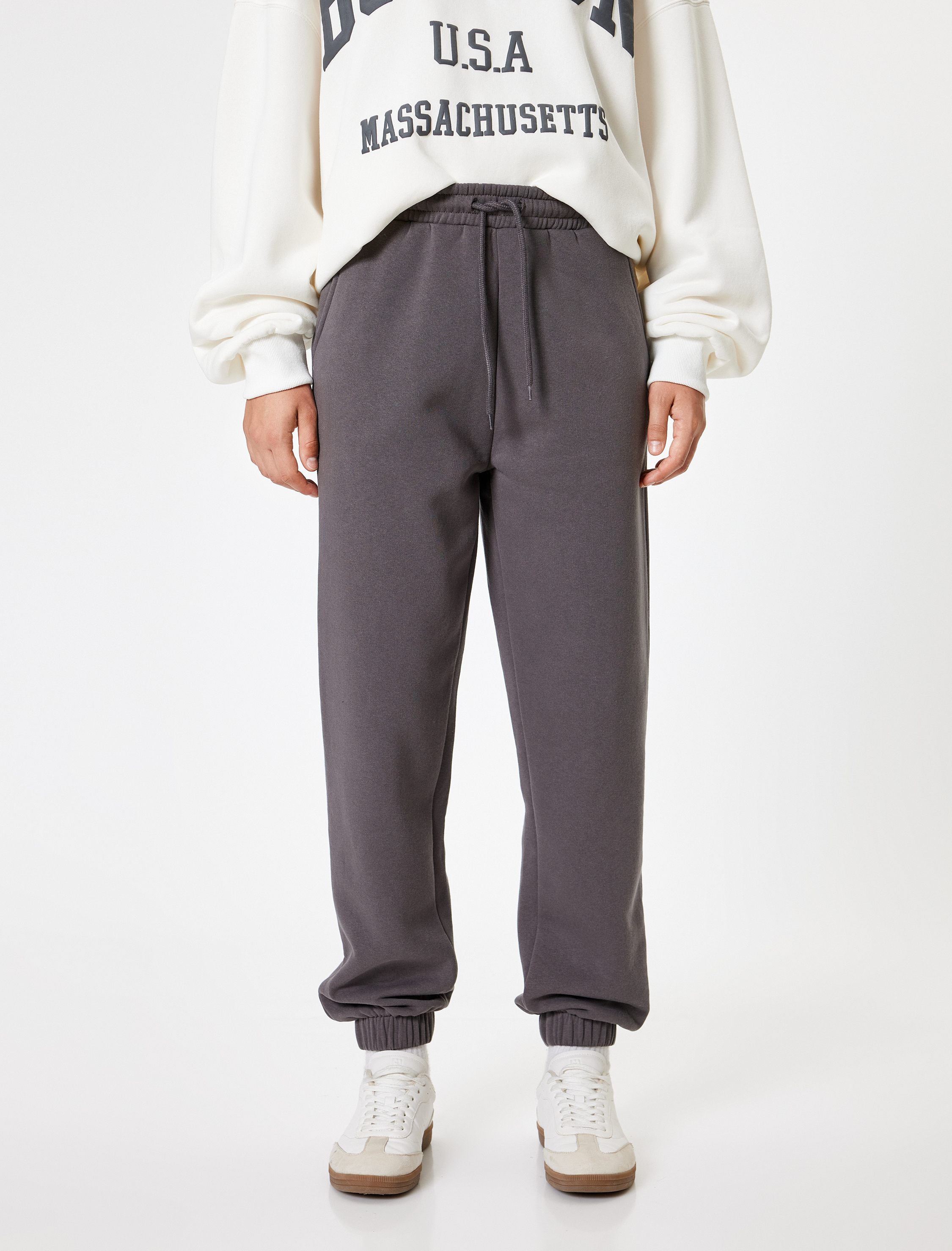   Şardonlu Jogger Eşofman Altı Beli Bağcıklı Cepli Standart Bel Rahat Kalıp