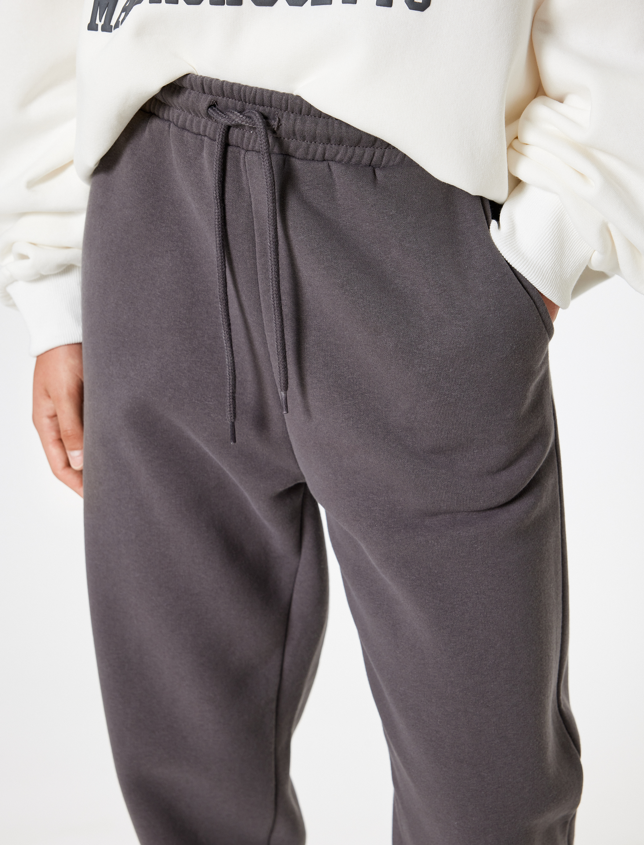   Şardonlu Jogger Eşofman Altı Beli Bağcıklı Cepli Standart Bel Rahat Kalıp