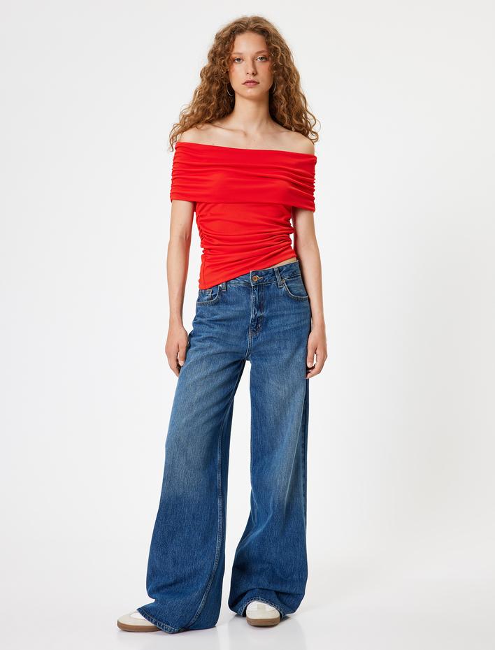  Madonna Yaka Omzu Açık Drapeli Kısa Kollu Slim Fit Tişört