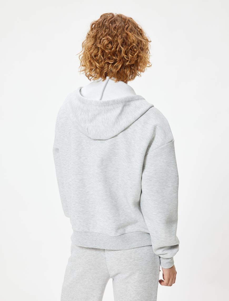   Kapüşonlu Oversize Kanguru Cepli Sweatshirt