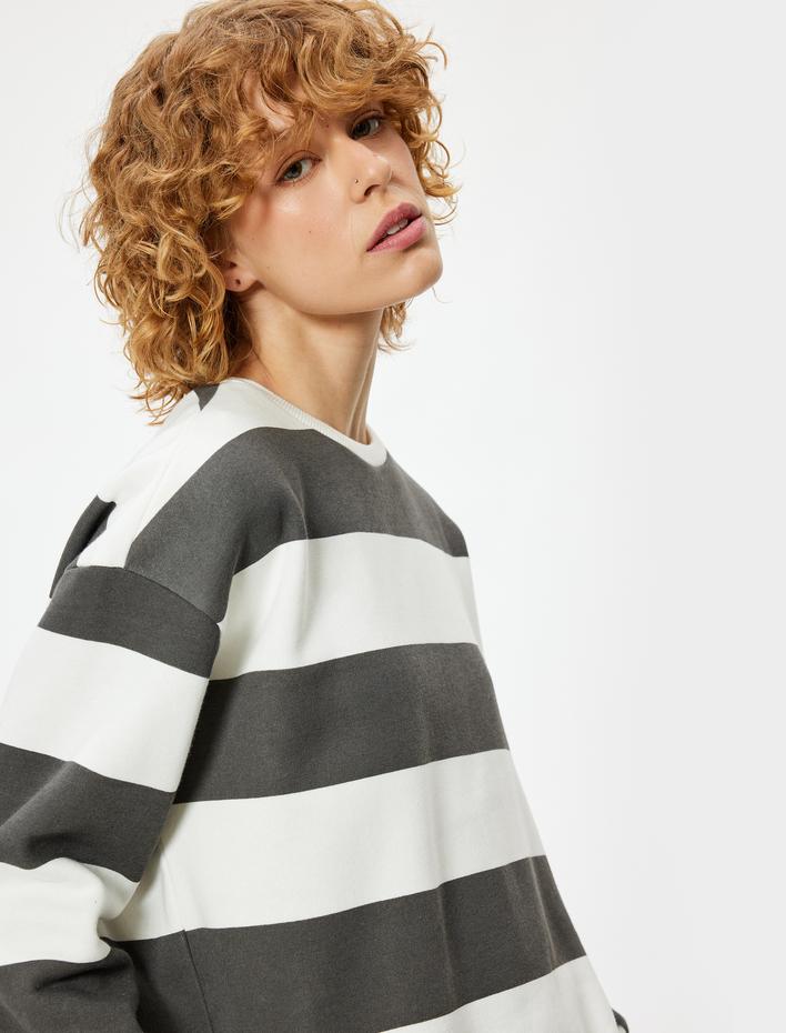  Şardonlu Oversize Sweatshirt Bisiklet Yaka Uzun Kollu Renk Bloklu