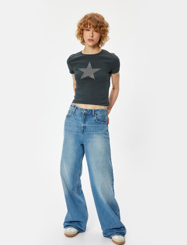  Kısa Kollu Tişört Bisiklet Yaka Taş Detaylı Yıldız Baskılı Slim Fit