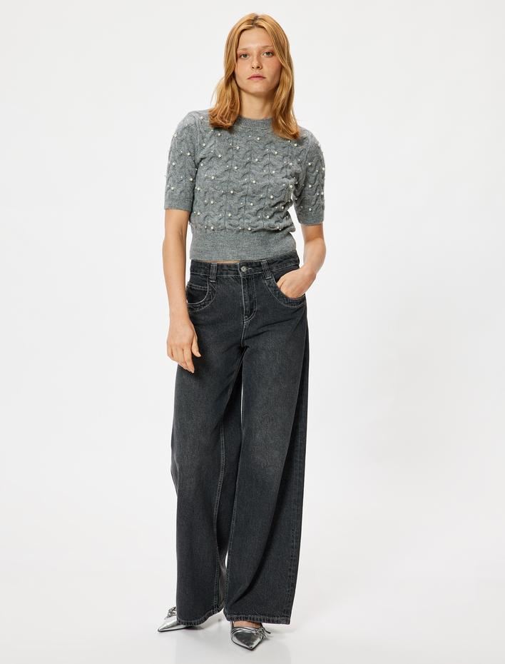  Kısa Kollu Triko Kazak İnci İşlemeli Saç Örgü Desenli