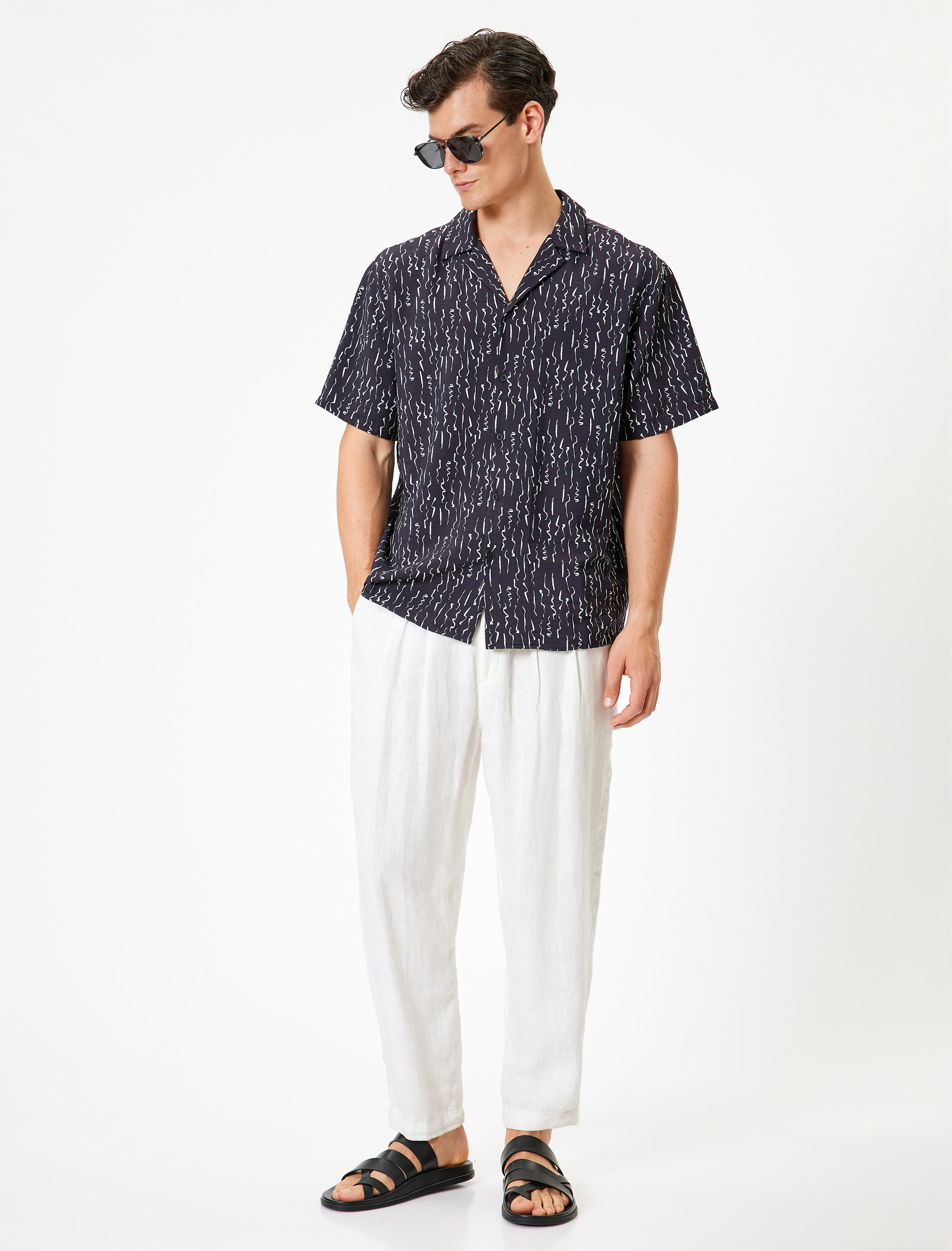   Desenli Gömlek Kısa Kollu Düğmeli Regular Fit