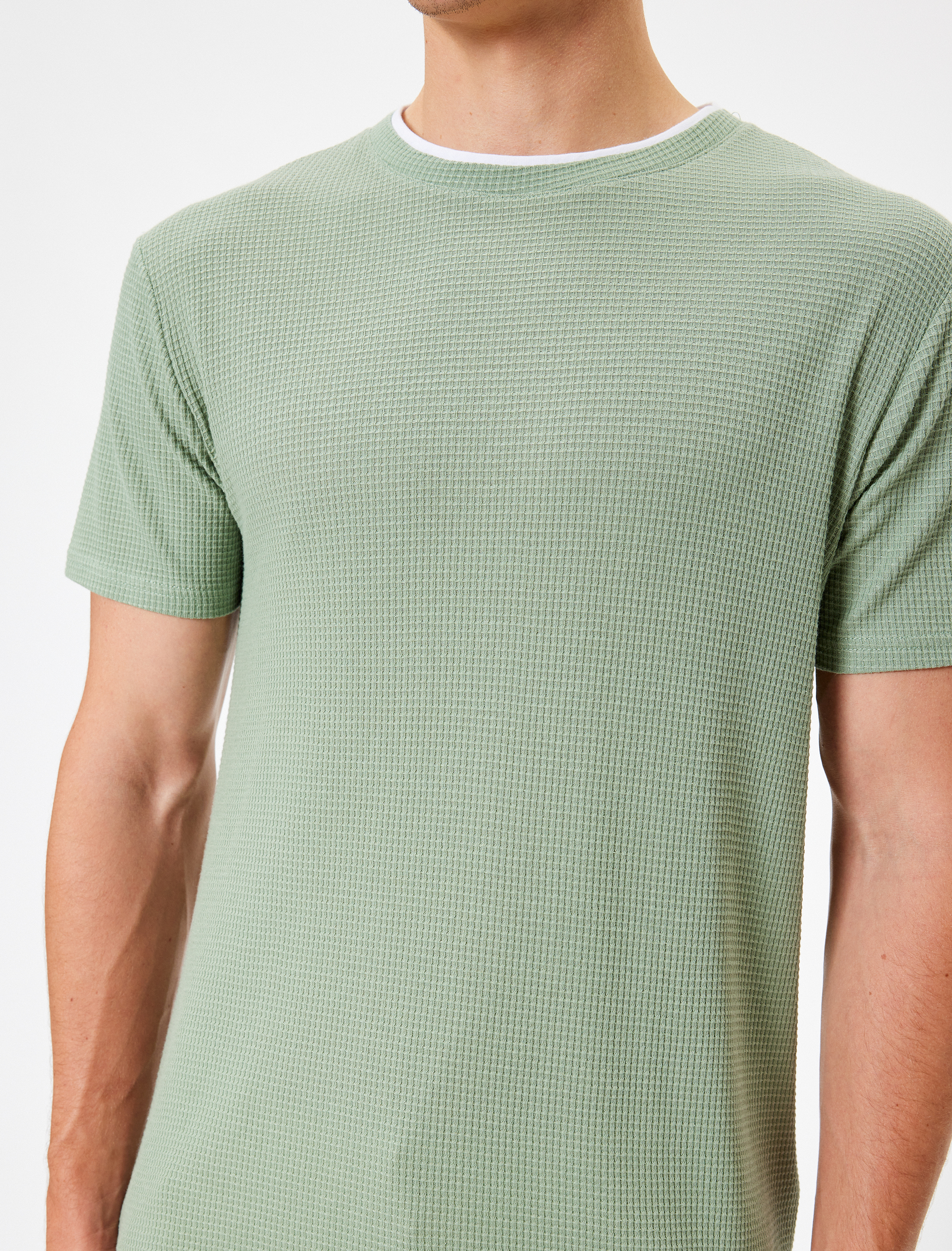   Kısa Kollu Pamuk Karışımlı Bisiklet Yaka Dokulu Slim Fit Tişört