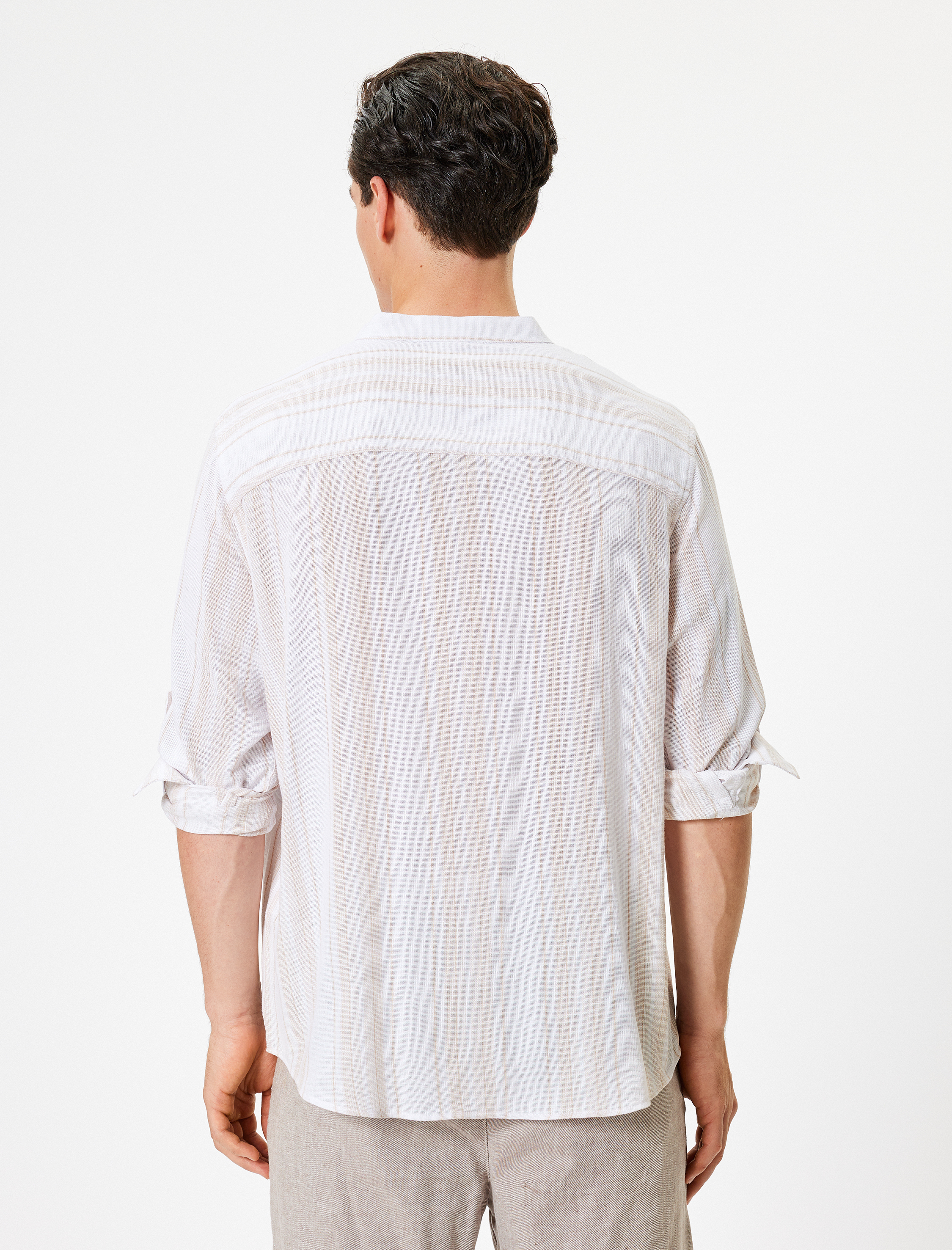   Uzun Kollu Katlanabilir Kol Detaylı Regular Fit Pamuklu Hakim Yaka Gömlek