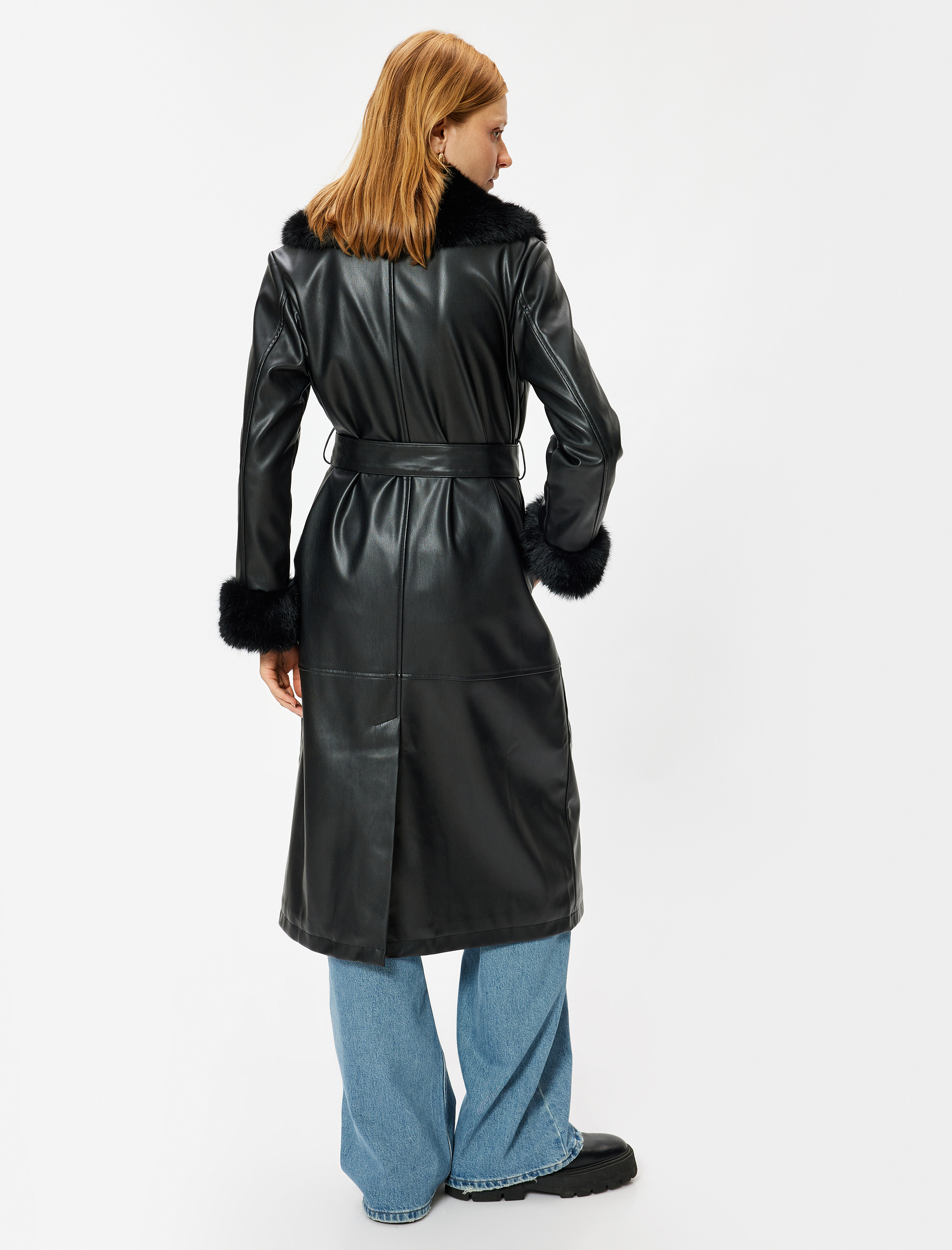   Cepli Kemerli Yakası Suni Kürk Detaylı Suni Deri Uzun Trençkot