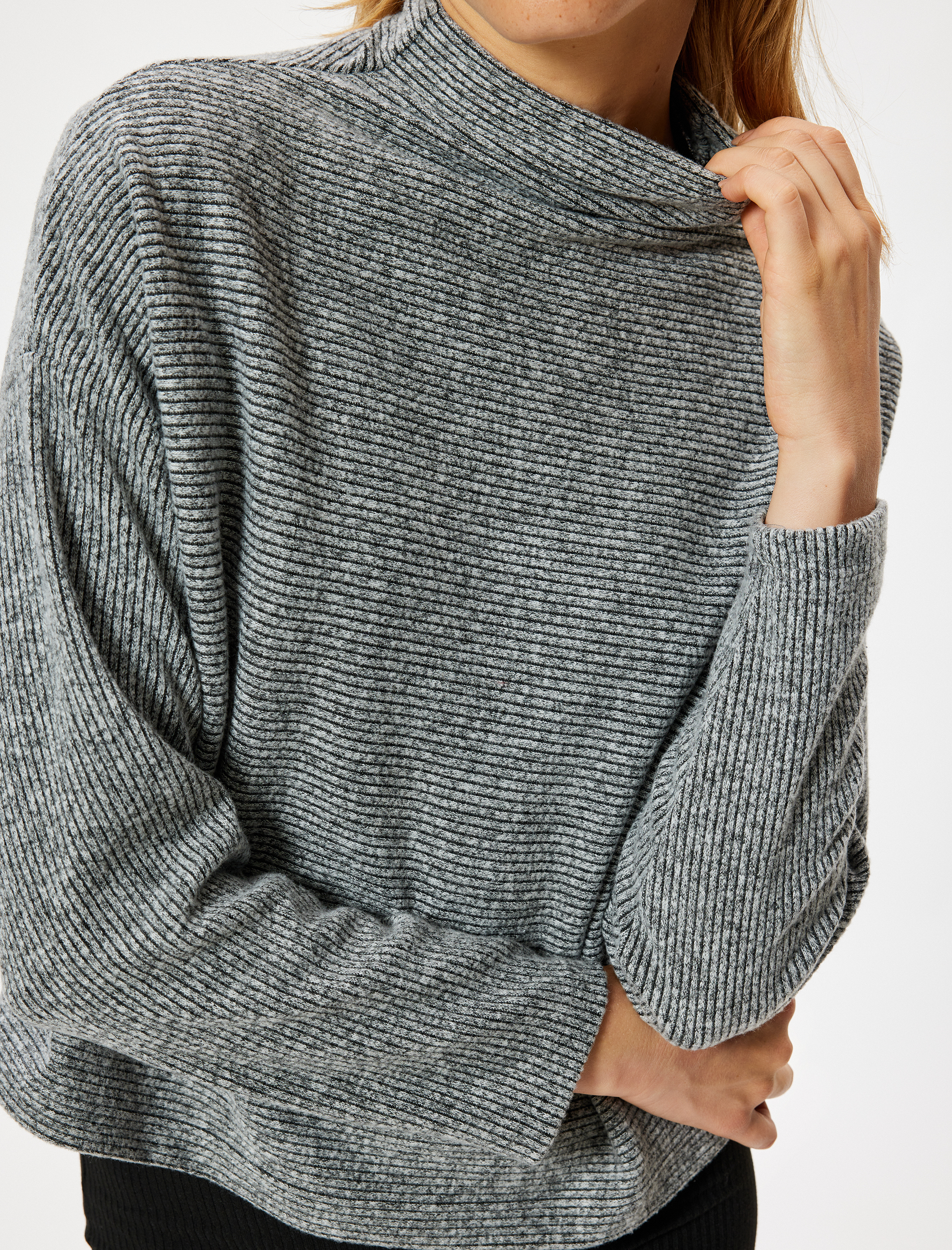 Dik Yaka Tişört Kaşkorse Uzun Kollu Yumuşak Dokulu