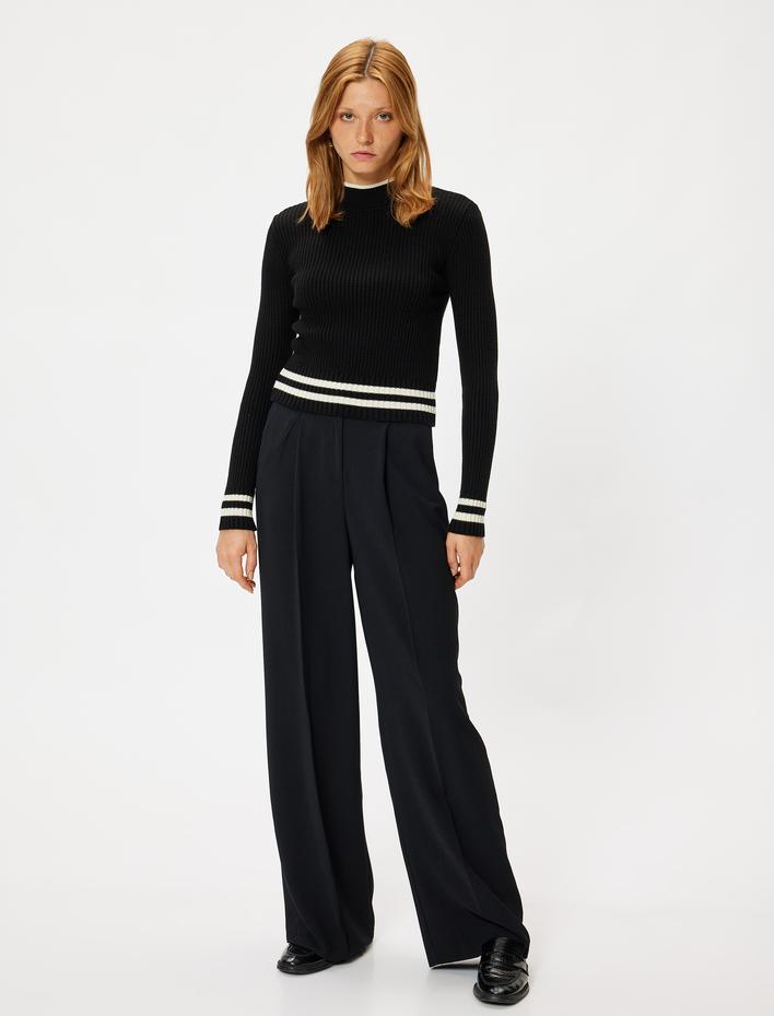  Dik Yaka Çizgili Triko Kazak Uzun Kollu Regular Fit