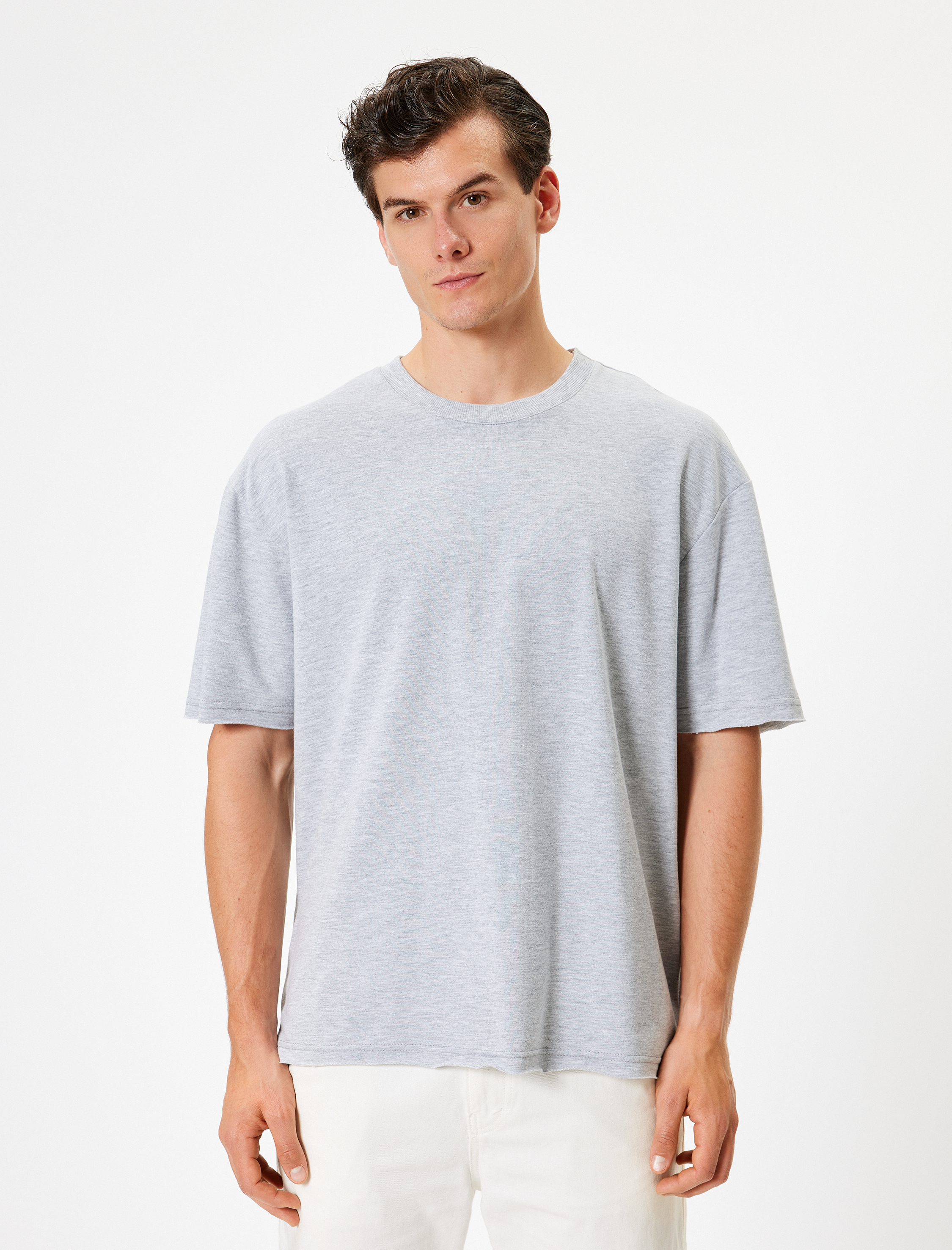   Kısa Kollu Bisiklet Yaka Pamuklu Oversize Tişört