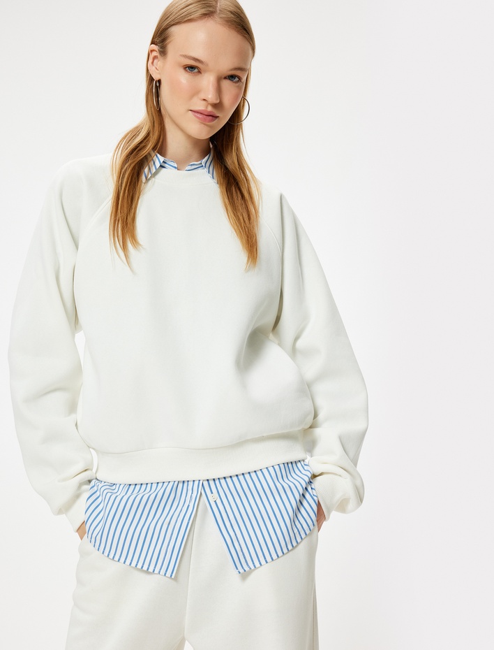  Basic Oversize Sweatshirt Bisiklet Yaka Uzun Kollu Ribanalı Şardonlu