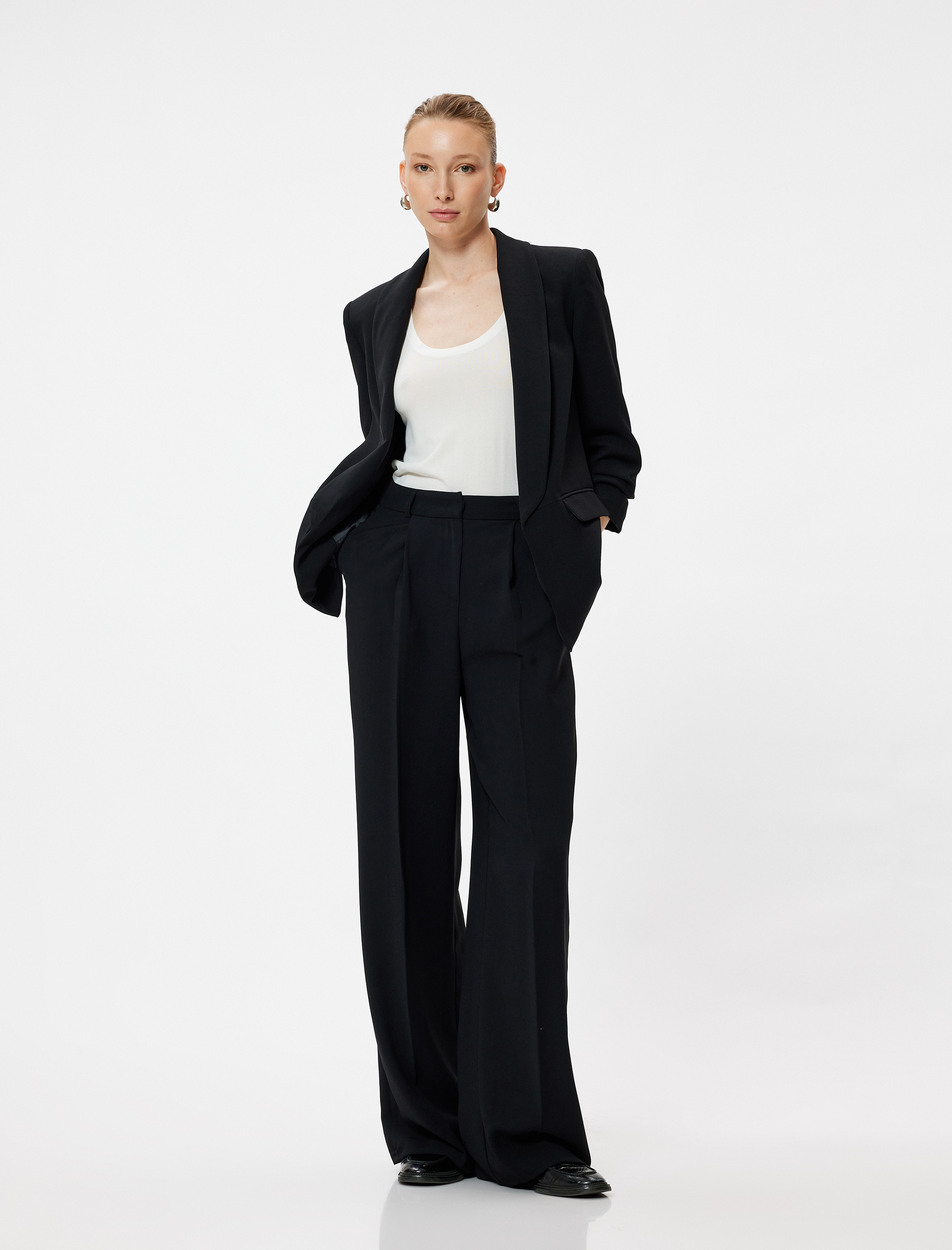   Kapaklı Cep Detaylı 3/4 Kol Kruvaze Blazer Ceket