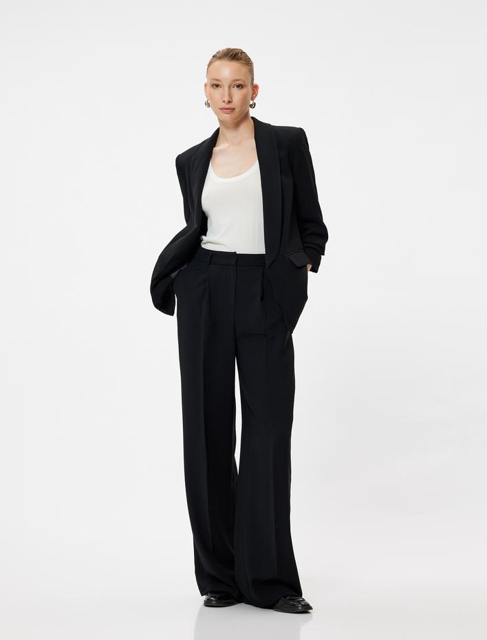  Kapaklı Cep Detaylı 3/4 Kol Kruvaze Blazer Ceket