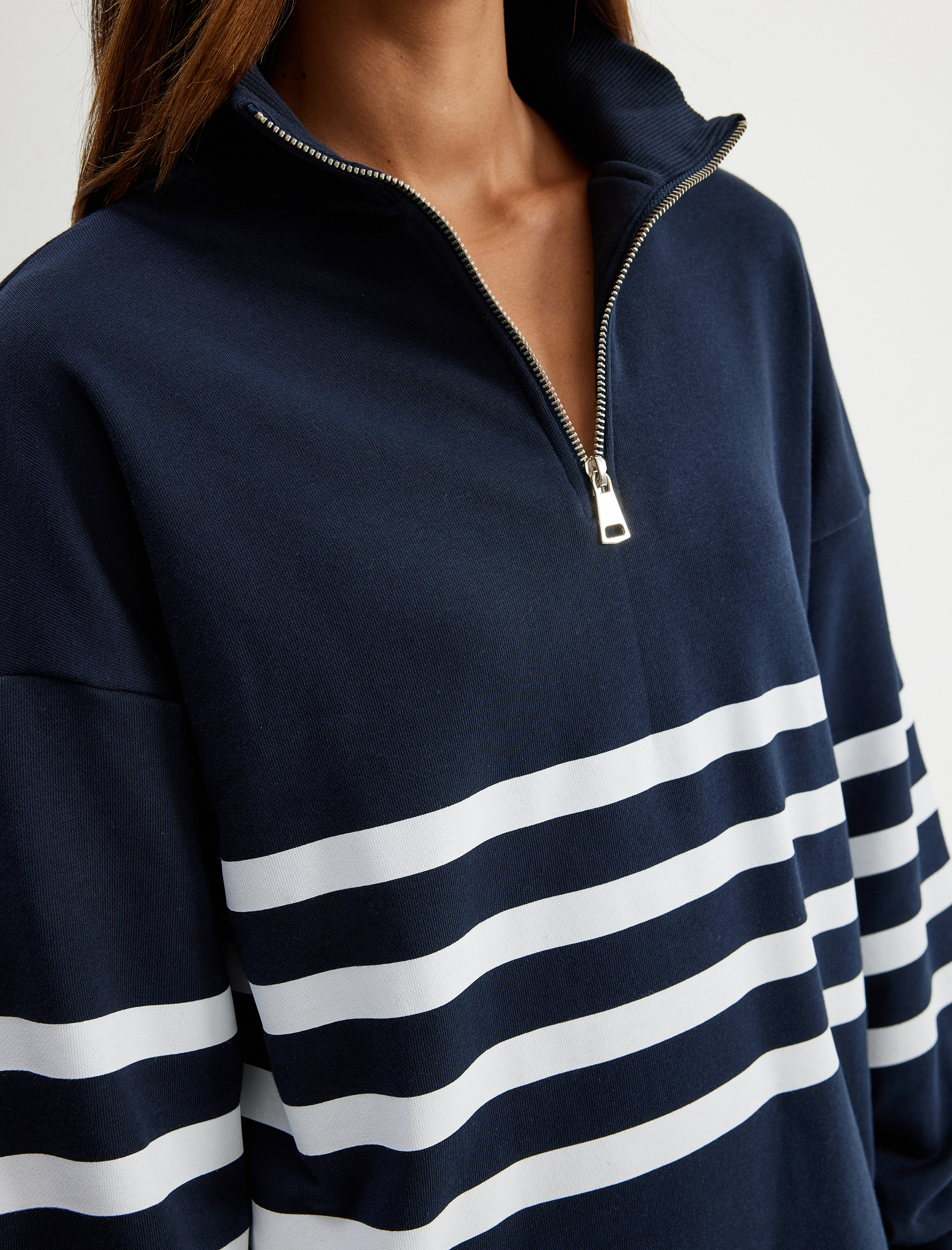   Dik Yaka Sweatshirt Oversize Yarım Fermuarlı Üç İplik Şardonlu