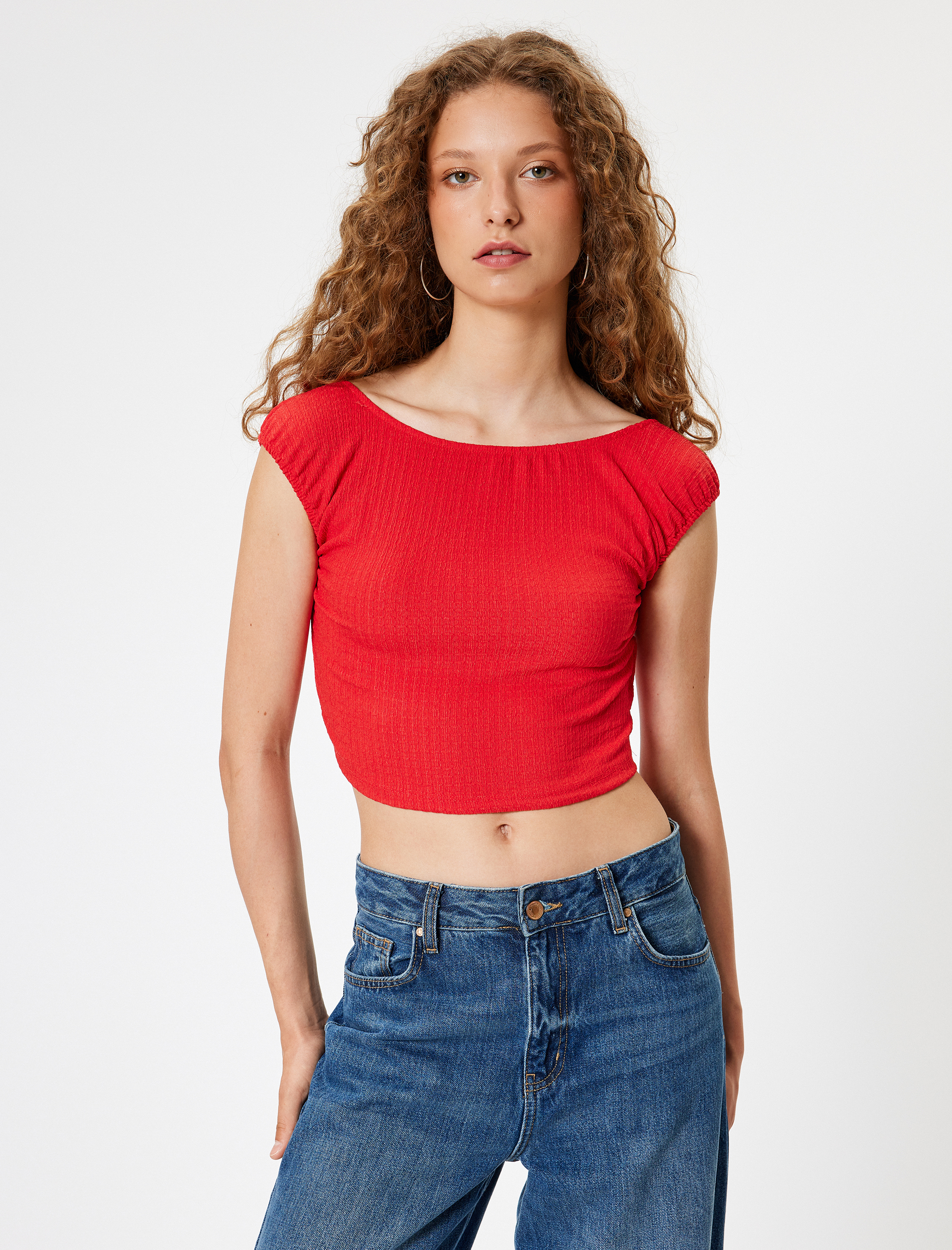   Crop Tişört Bürümcük Sırt Detaylı Kap Kol Kayık Yaka Slim Fit Bürümcük
