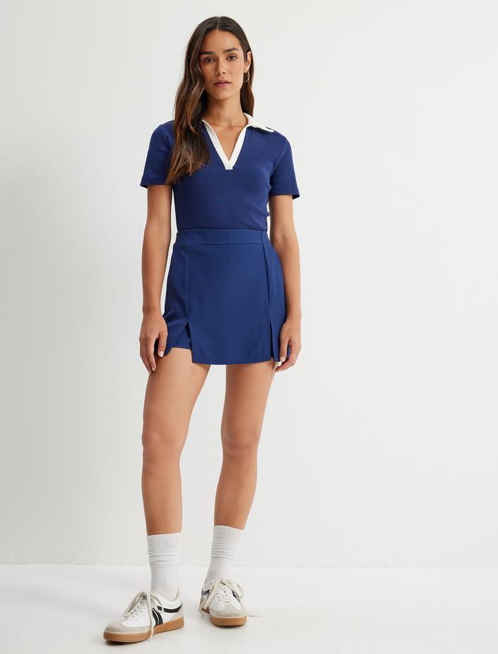  Yırtmaç Detaylı Mini Şort Etek