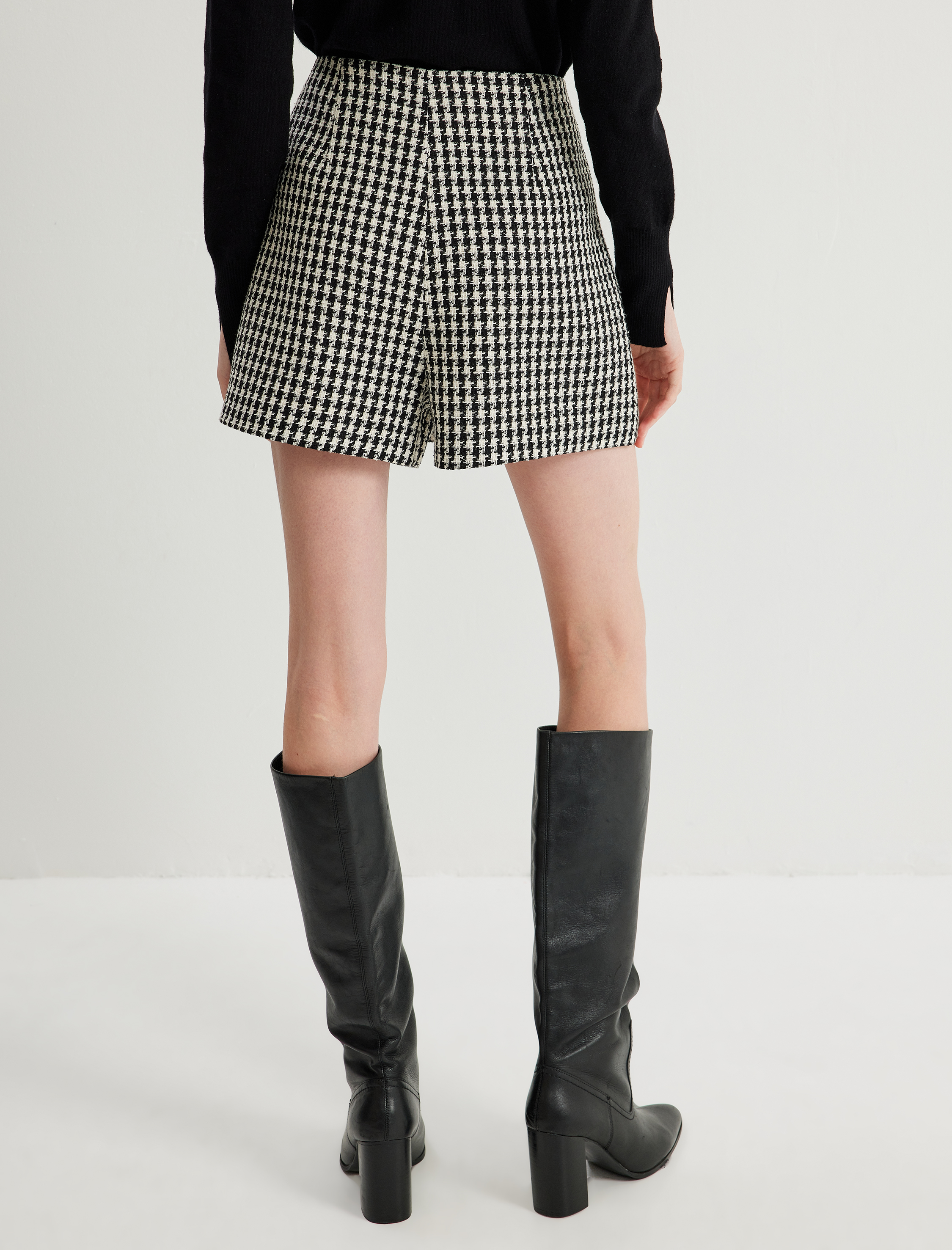 Kruvaze Kazayağı Desenli Mini Tüvit Şort Etek