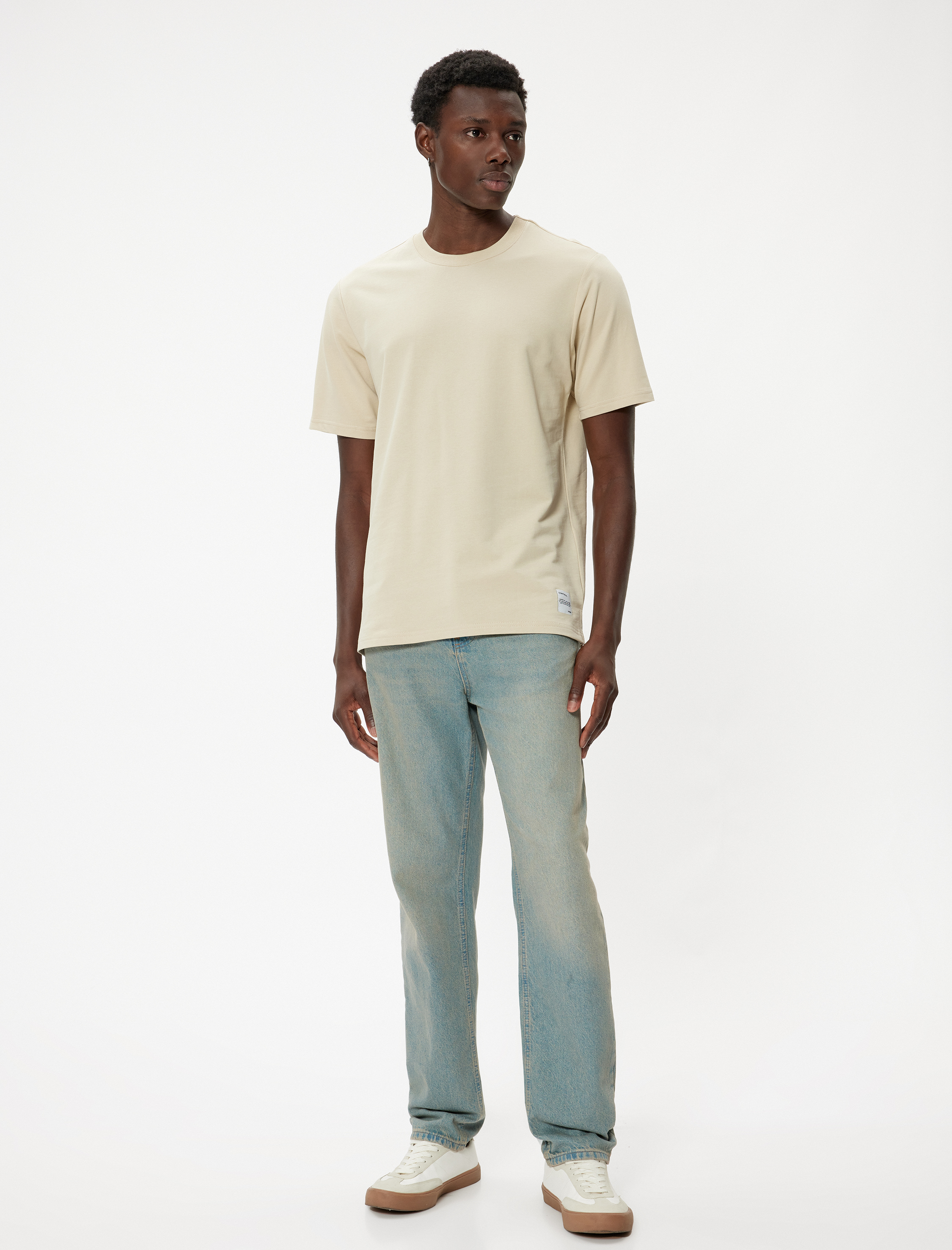   Pamuklu Bisiklet Yaka Etiket Detaylı Kısa Kollu Basic Tişört