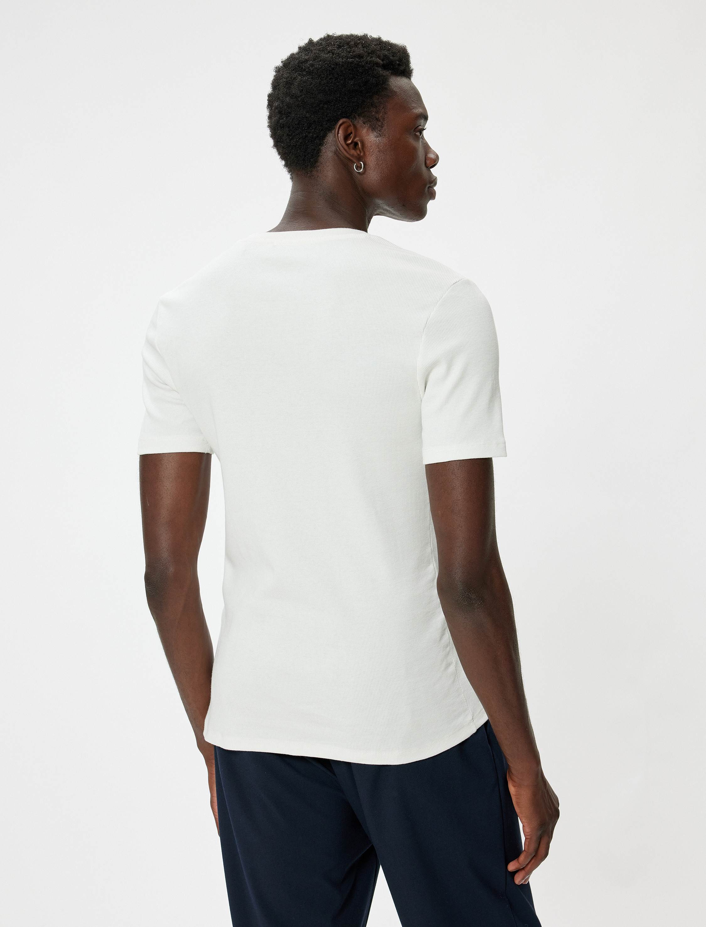   Basic Kısa Kollu Bisiklet Yaka Slim Fit Tişört