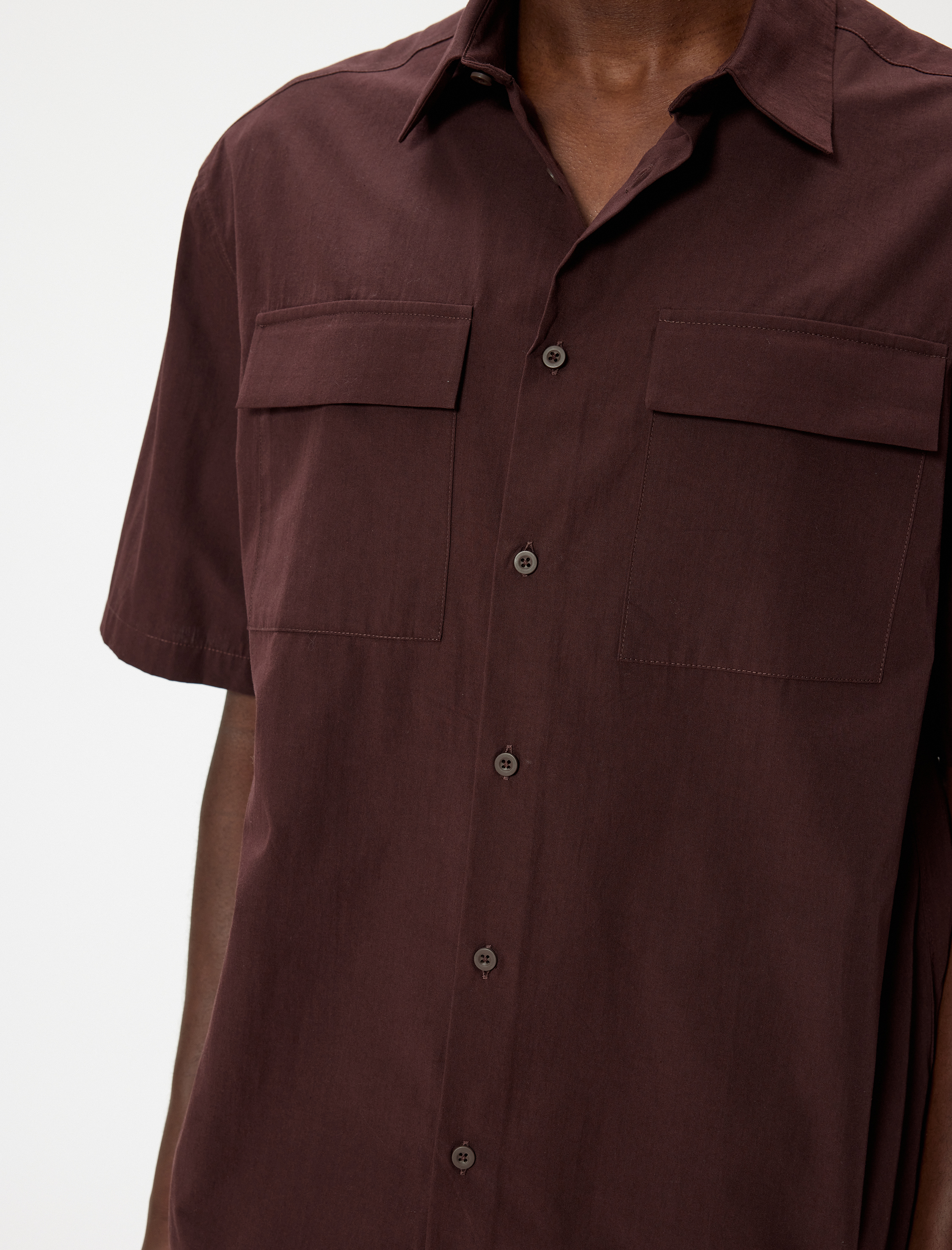   Kısa Kollu Gömlek Cep Detaylı Düğmeli Klasik Yaka Regular Fit