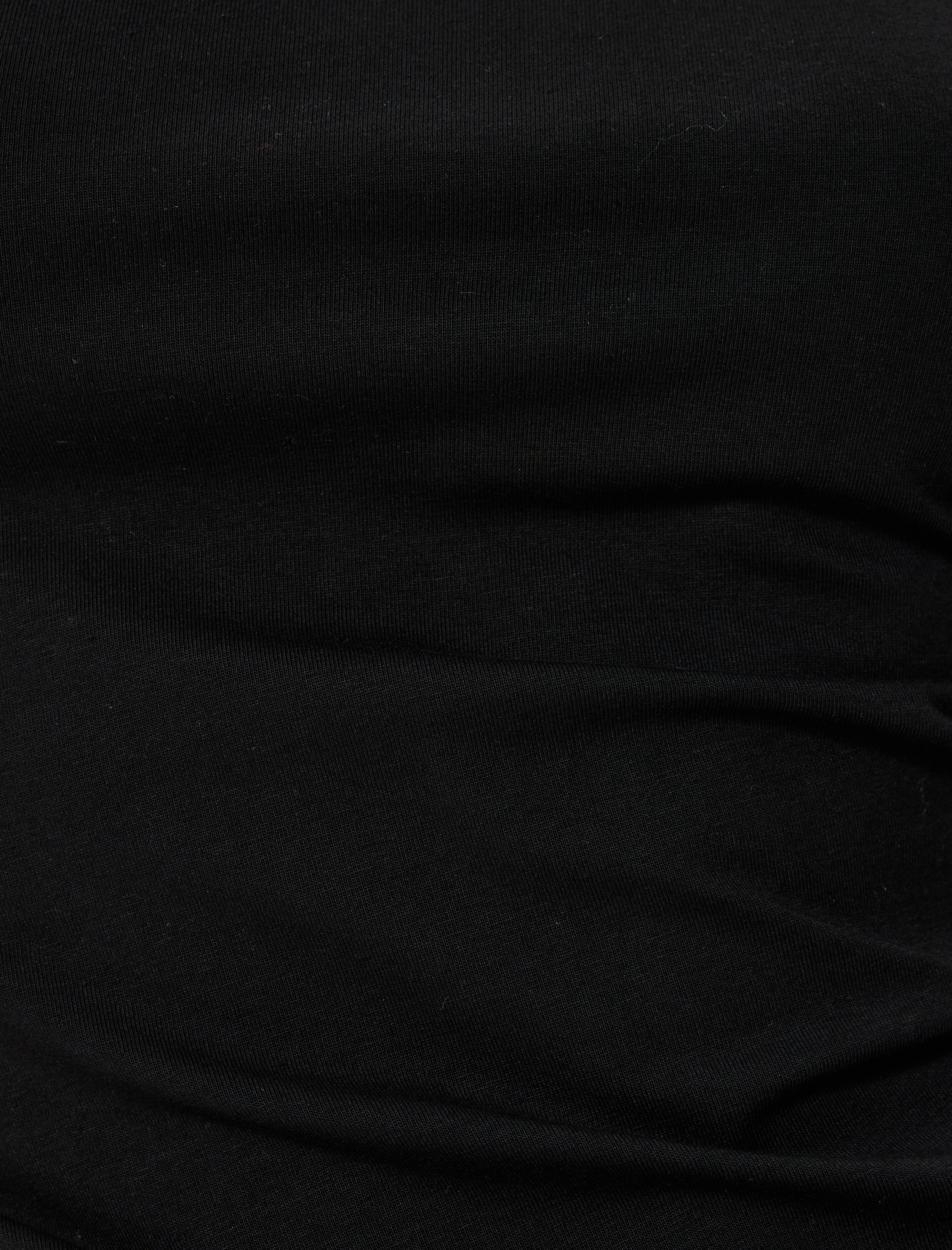   Kısa Kollu Tişört Bisiklet Yaka Yırtmaç Detaylı Asimetrik Kesim